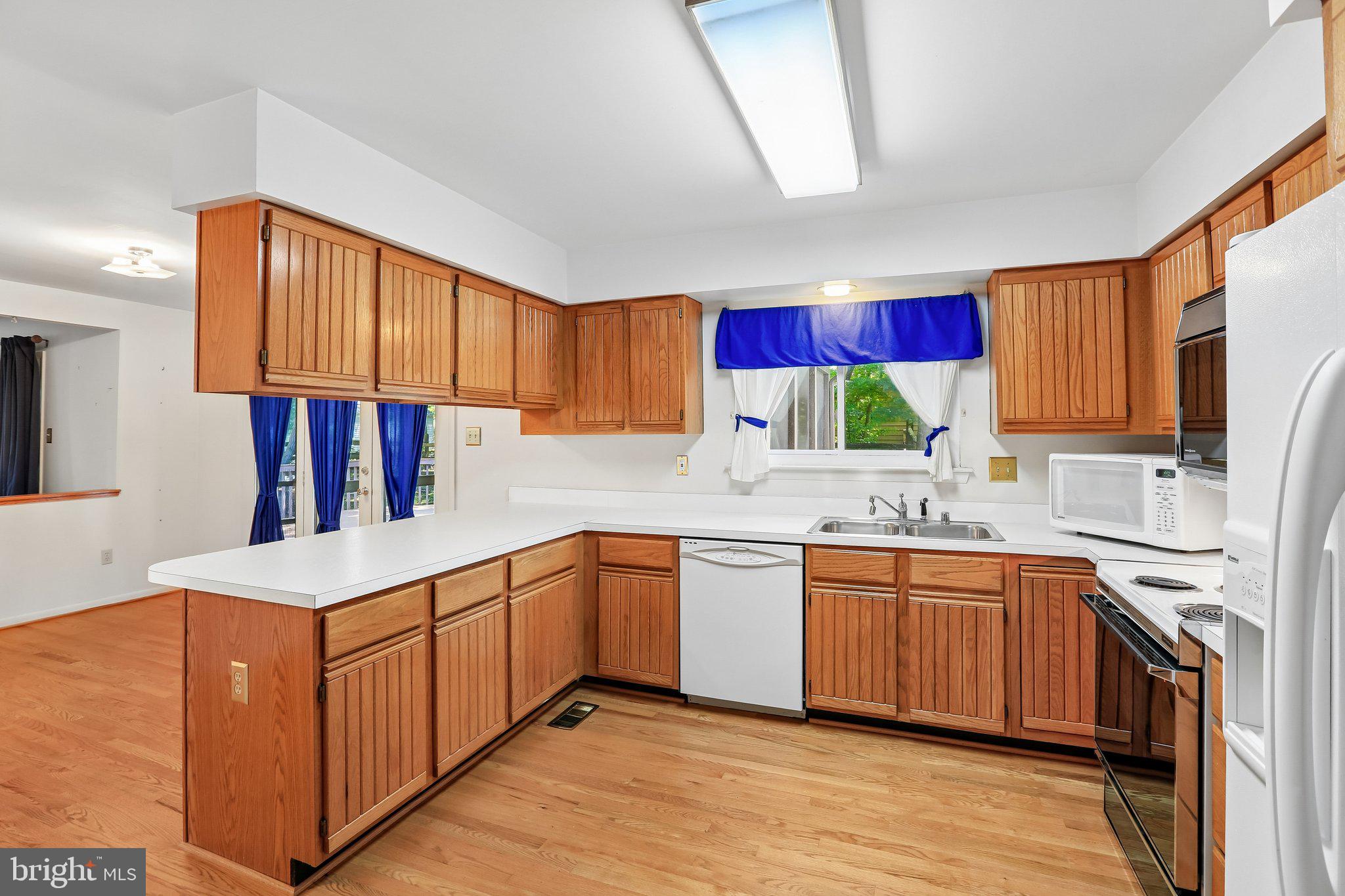 HICKORY RIDGE - Residential
