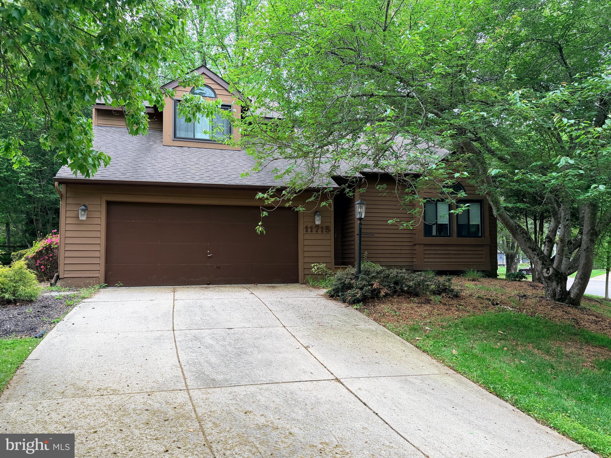 11715 LIGHTFALL COURT
