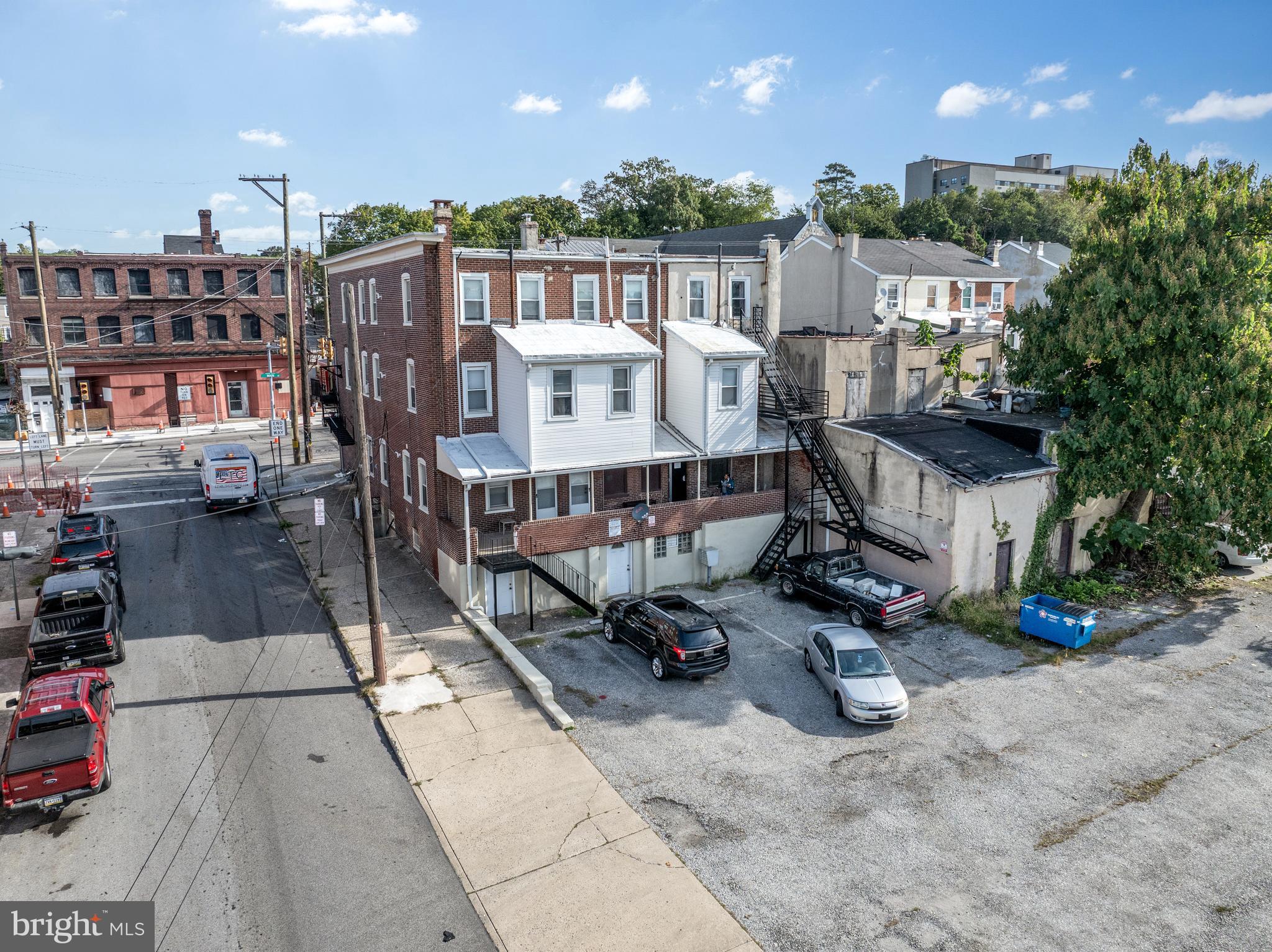 400 E MAIN STREET 404