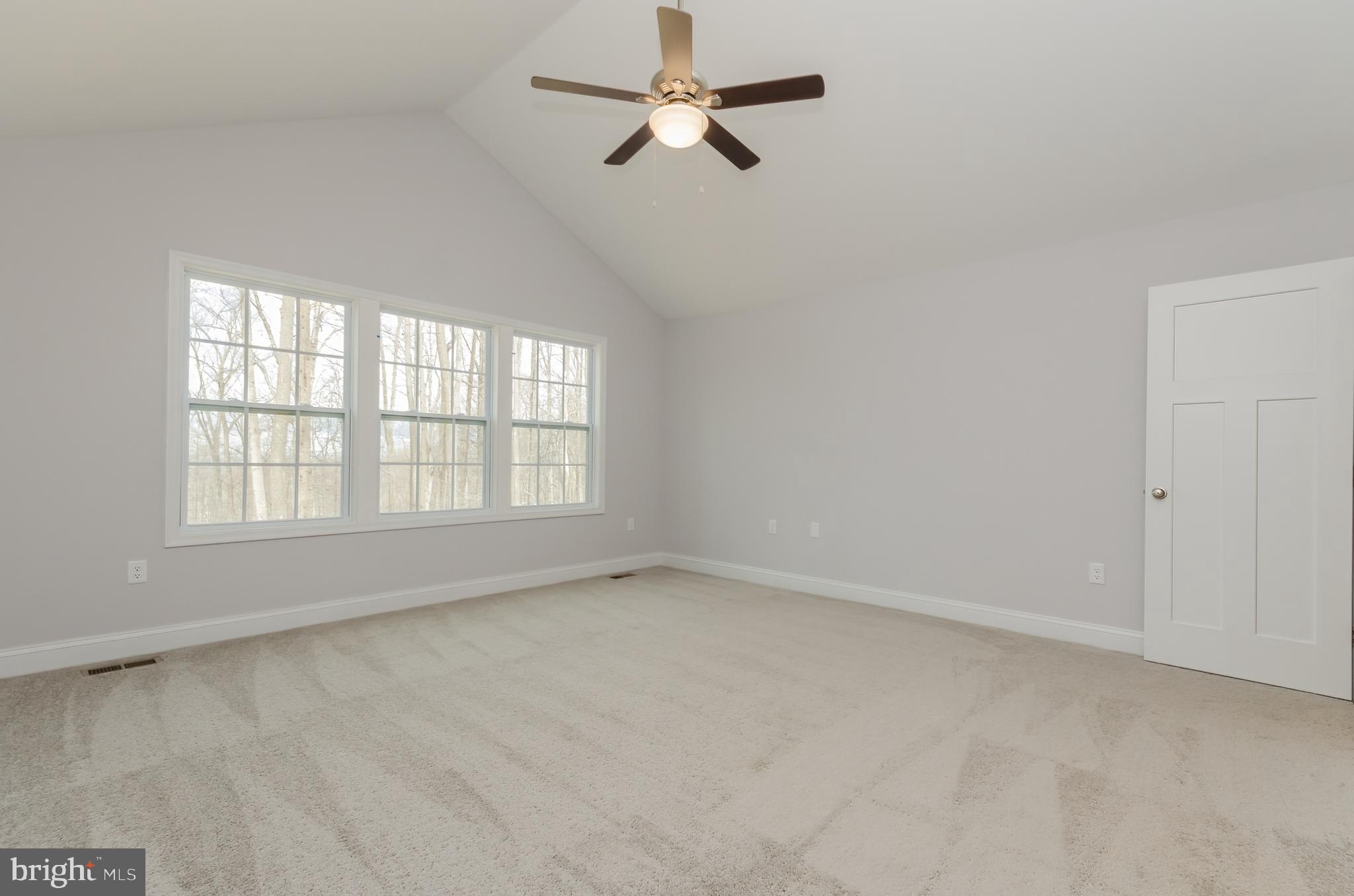 PEMBROKE GROVE - Residential