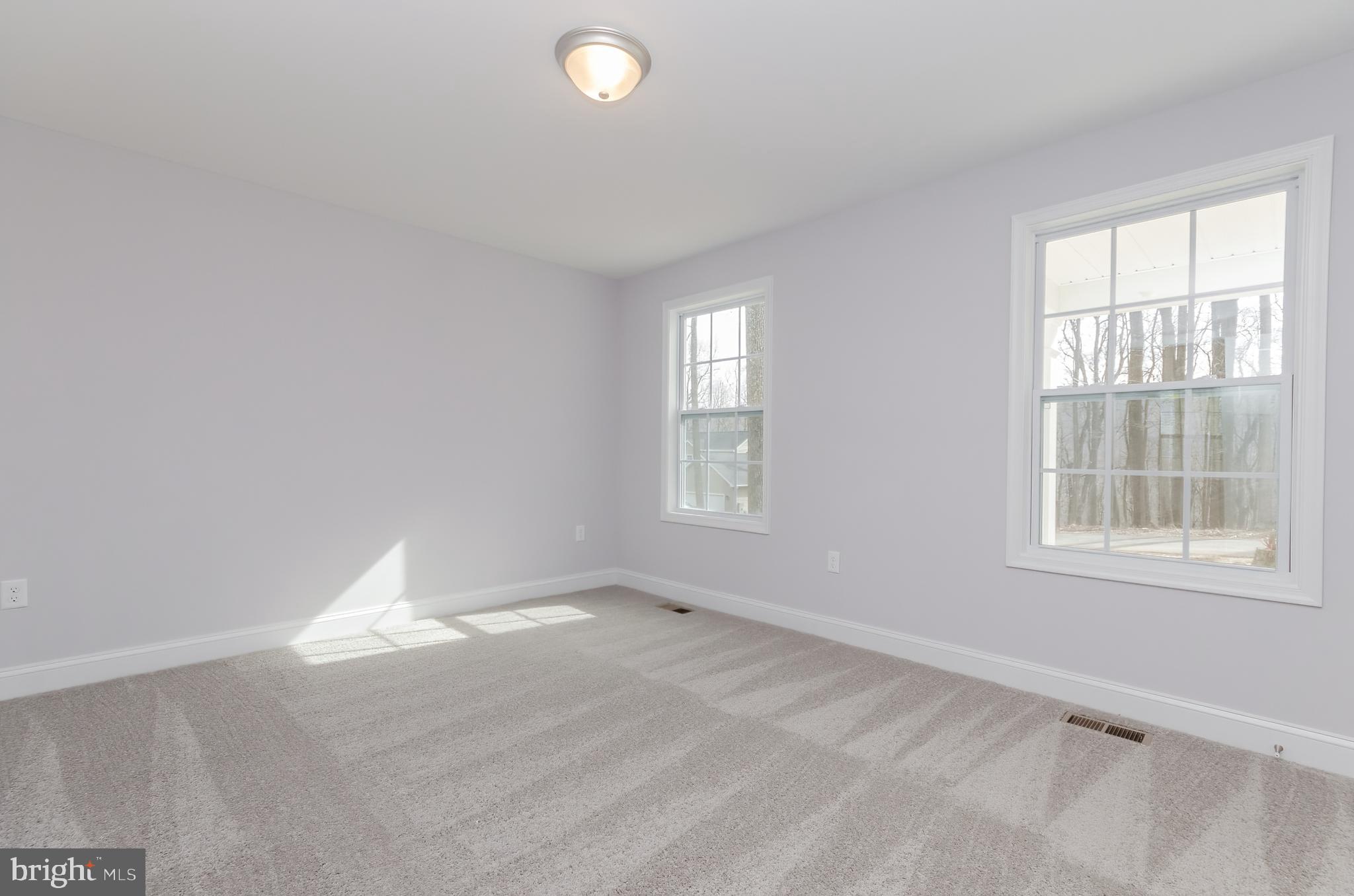 PEMBROKE GROVE - Residential