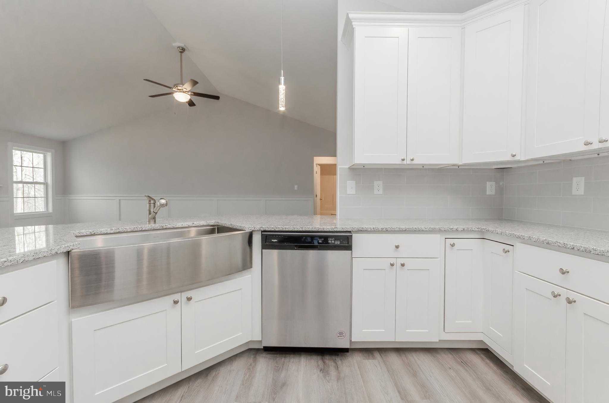 PEMBROKE GROVE - Residential