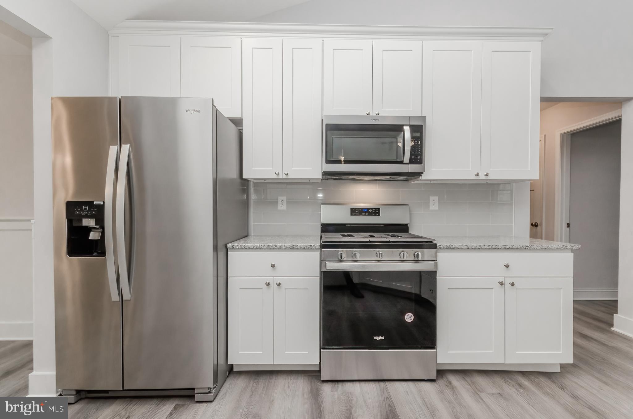 PEMBROKE GROVE - Residential