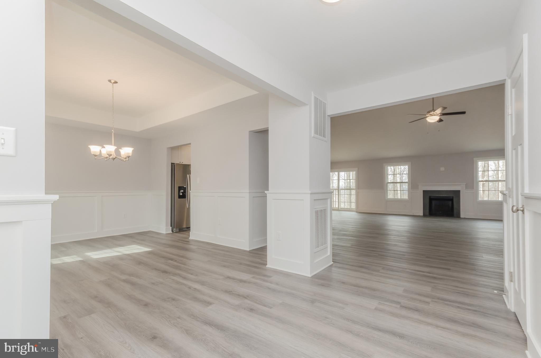 PEMBROKE GROVE - Residential