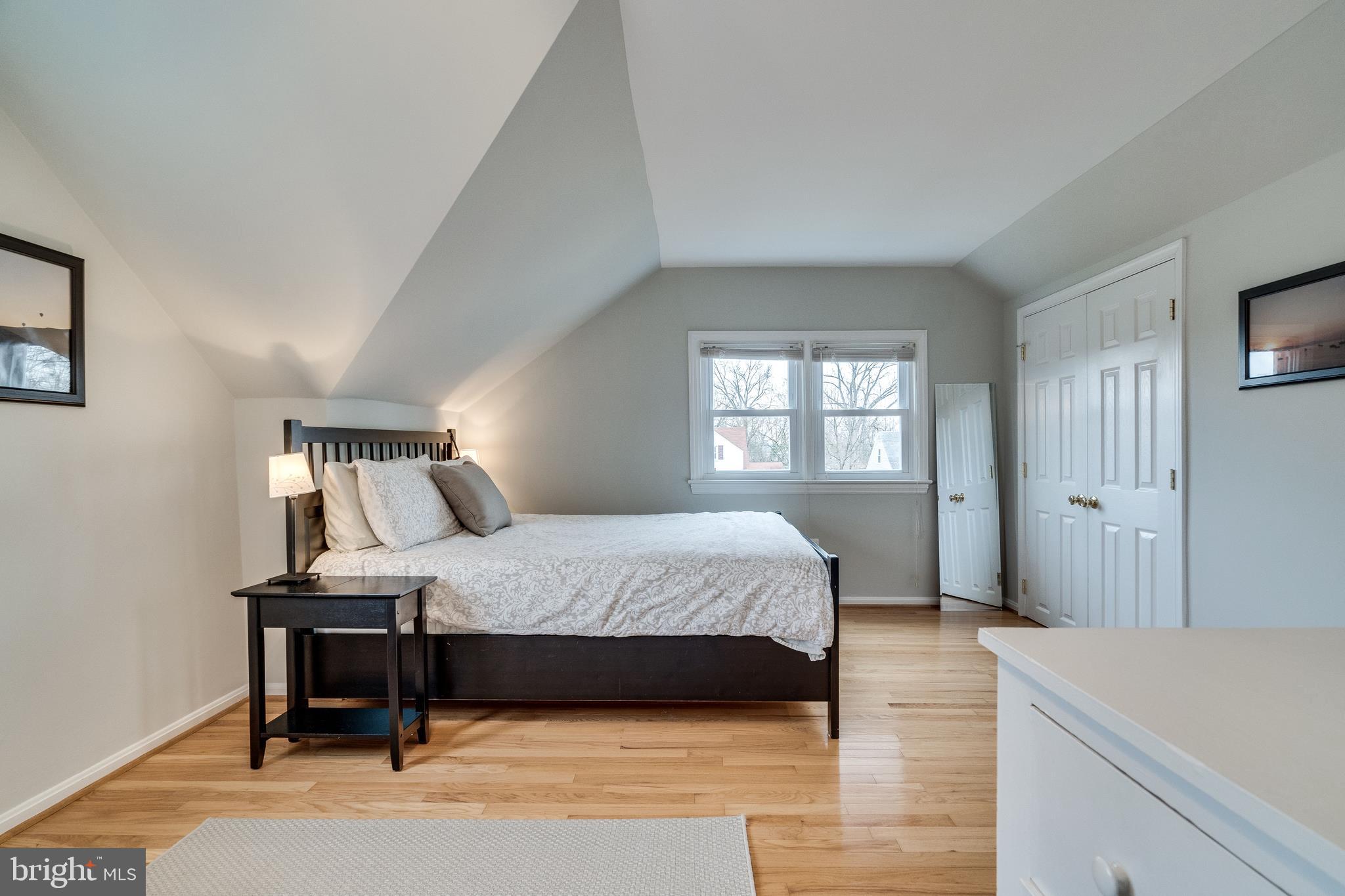 BUCKNELL MANOR - Residential