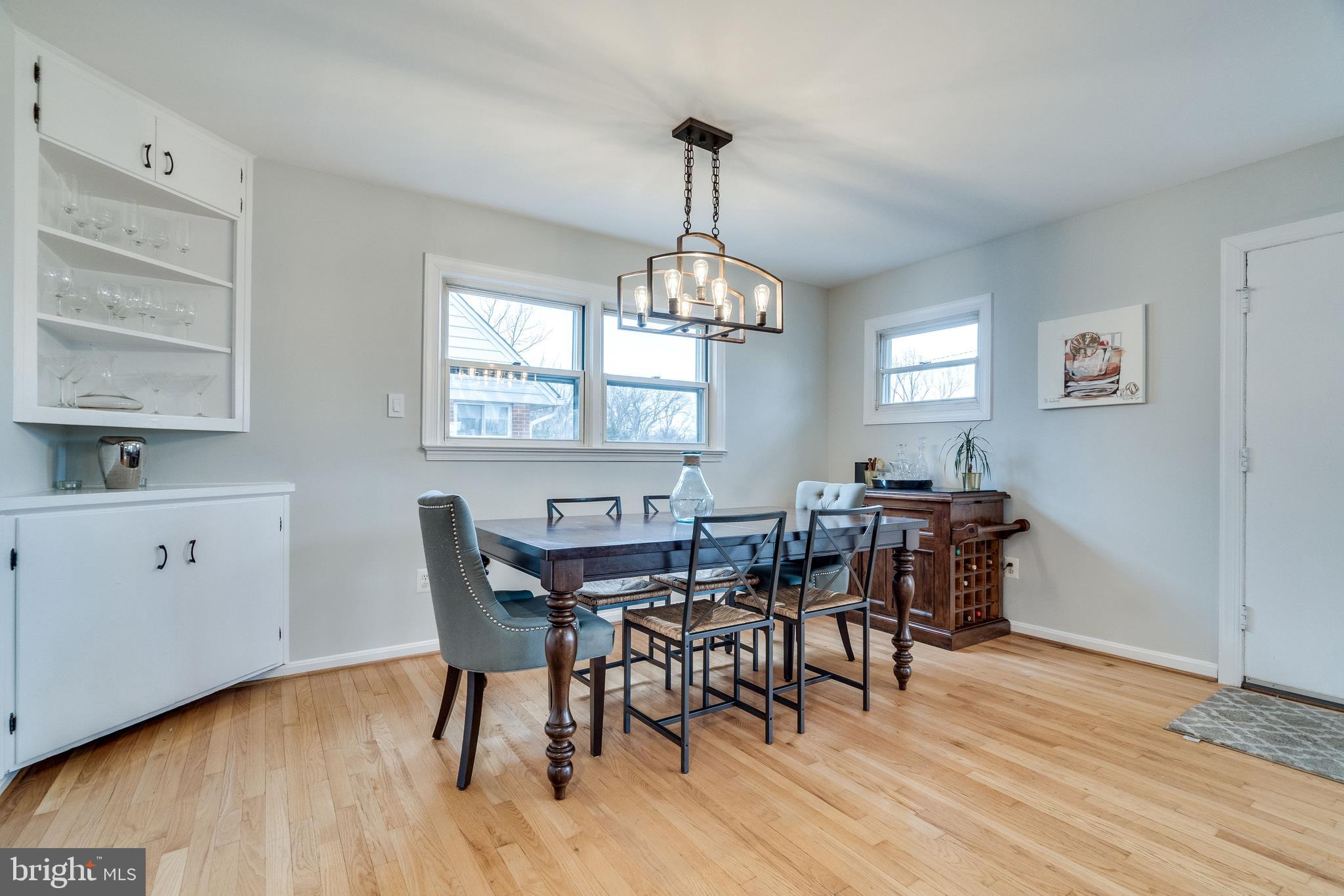 BUCKNELL MANOR - Residential