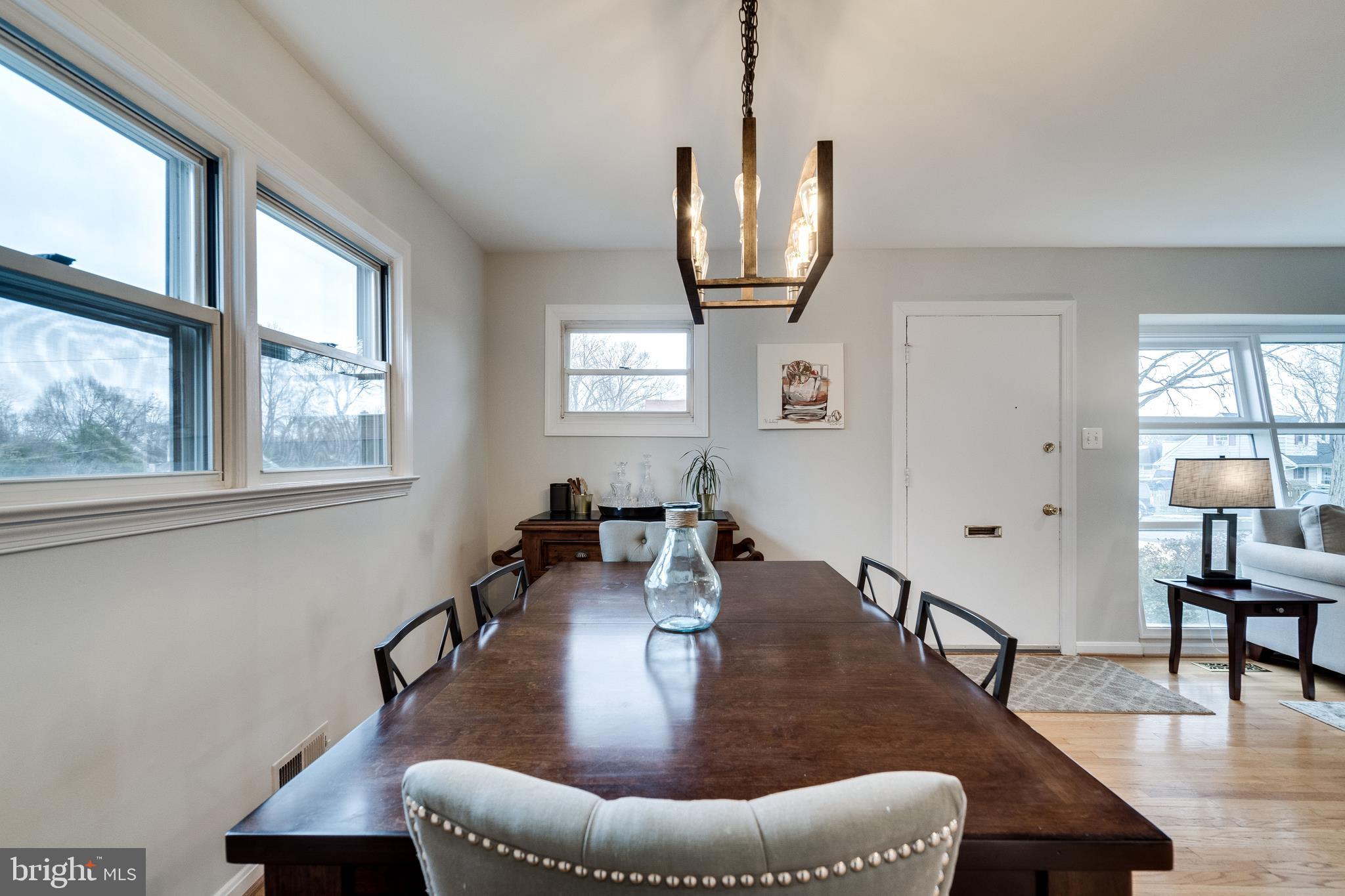 BUCKNELL MANOR - Residential