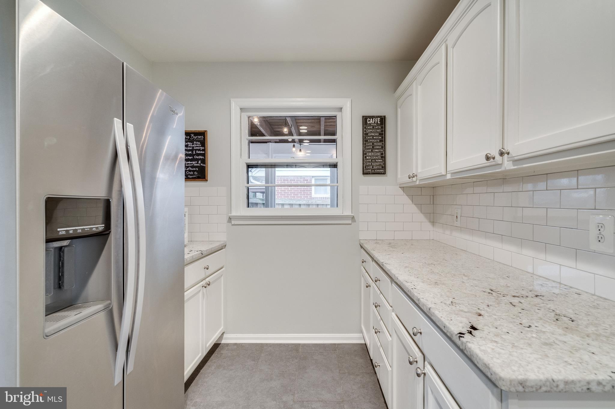 BUCKNELL MANOR - Residential