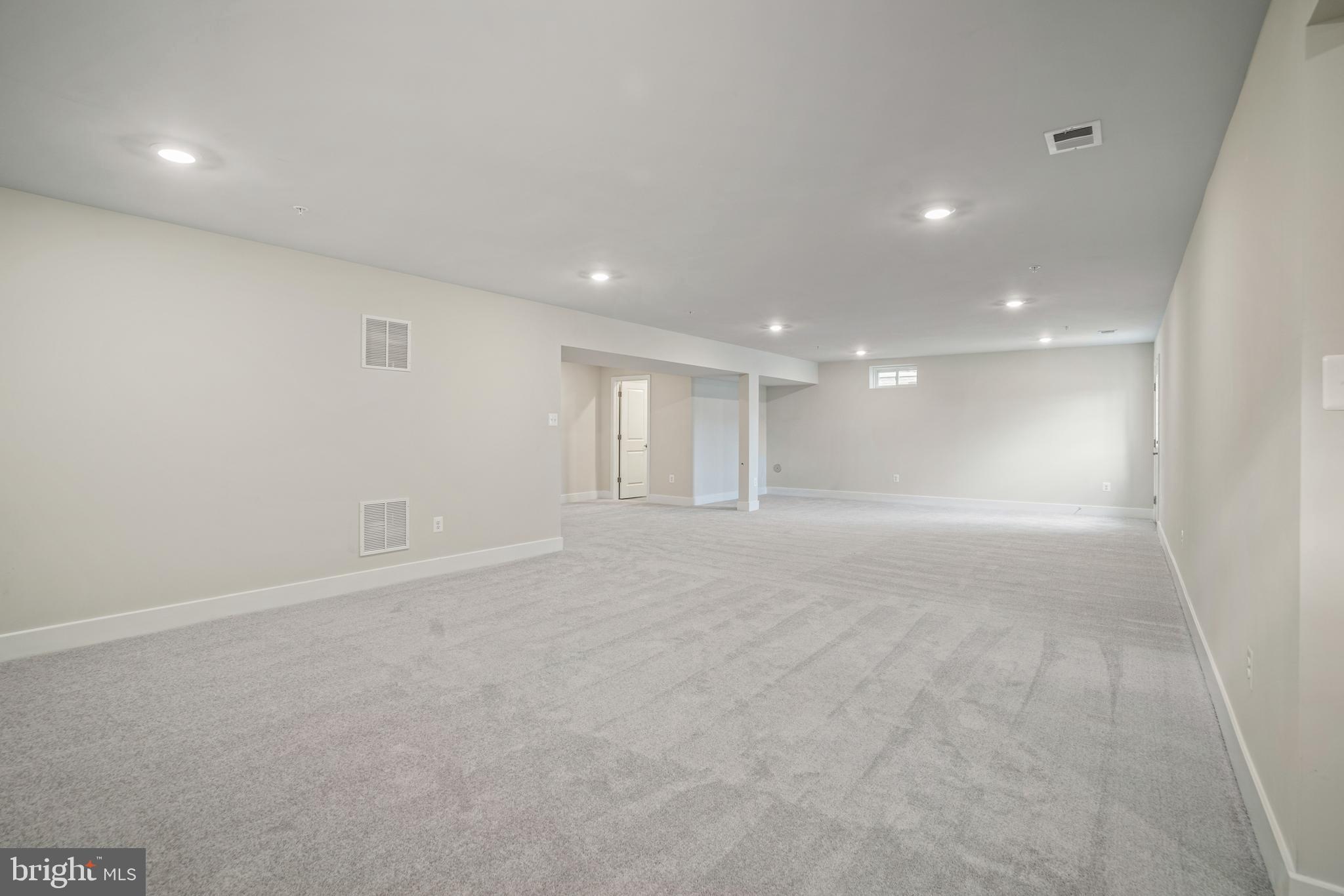 ST. CHARLES - Residential