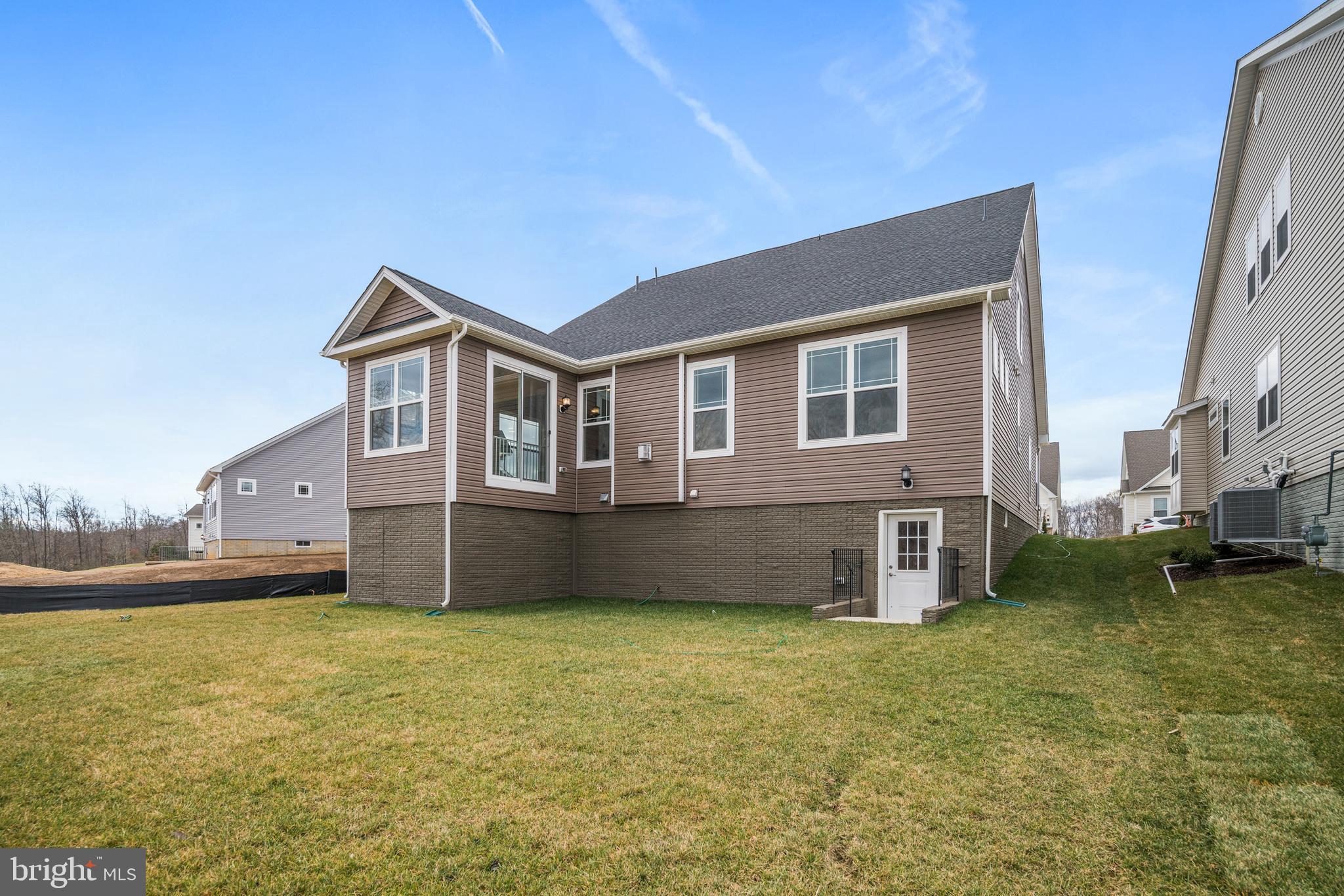 ST. CHARLES - Residential