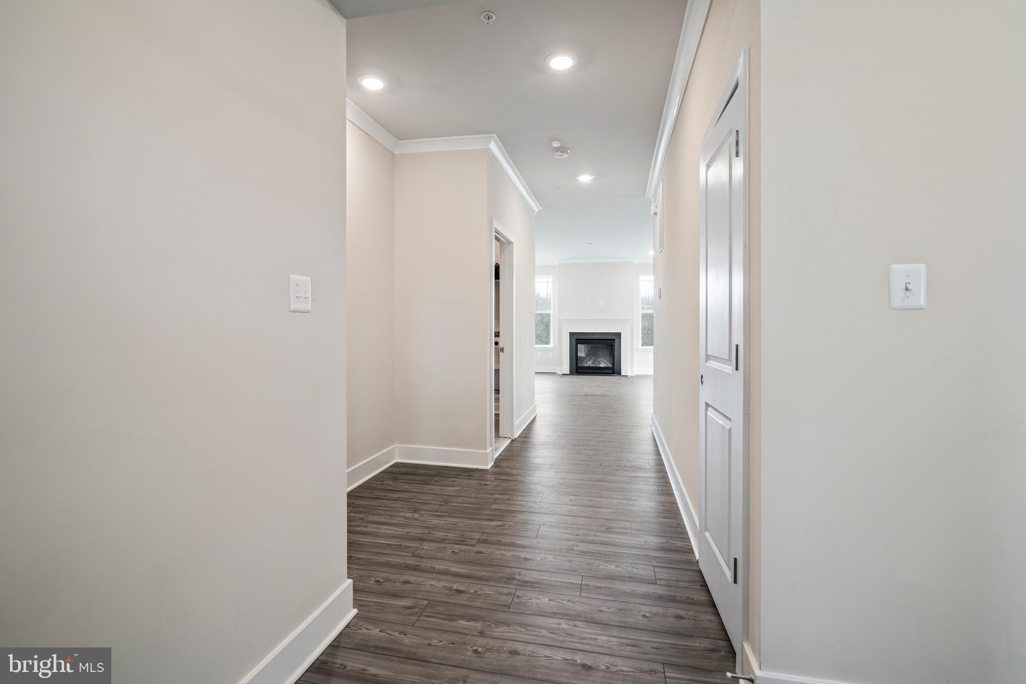 ST. CHARLES - Residential