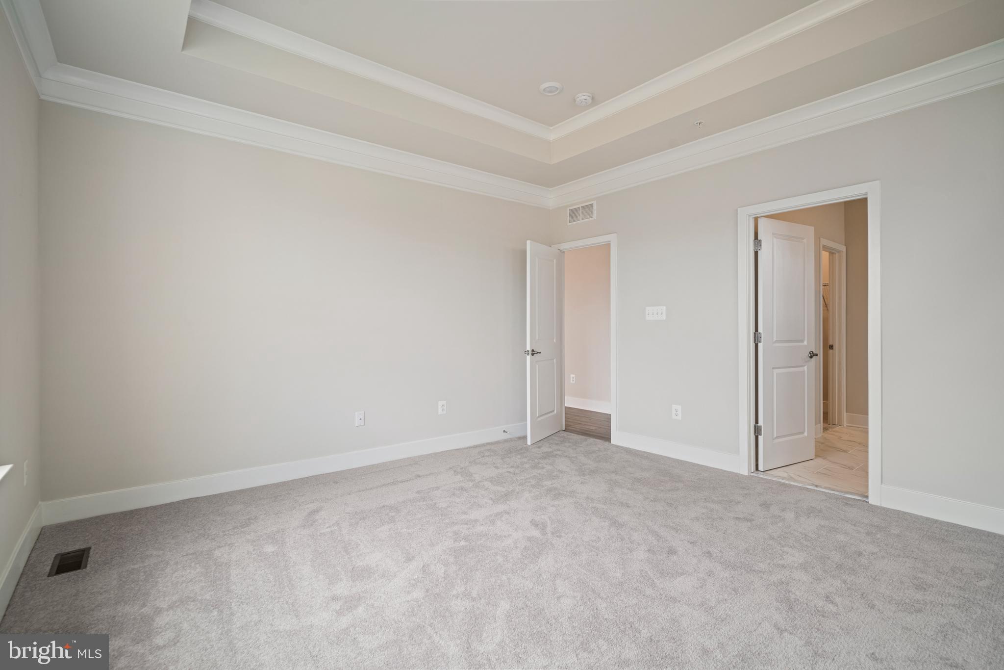 ST. CHARLES - Residential