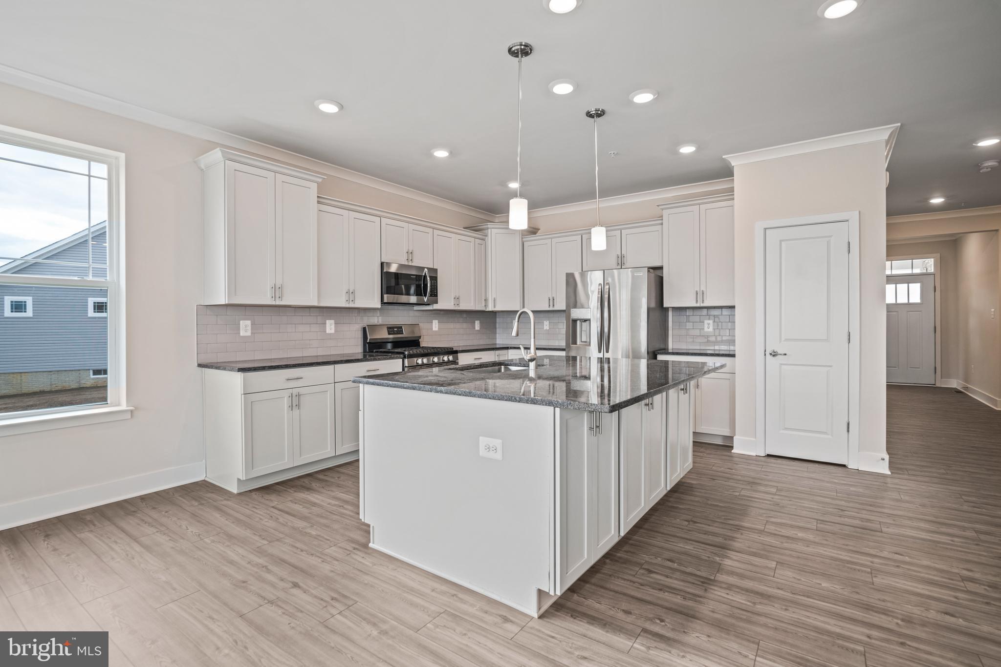 ST. CHARLES - Residential