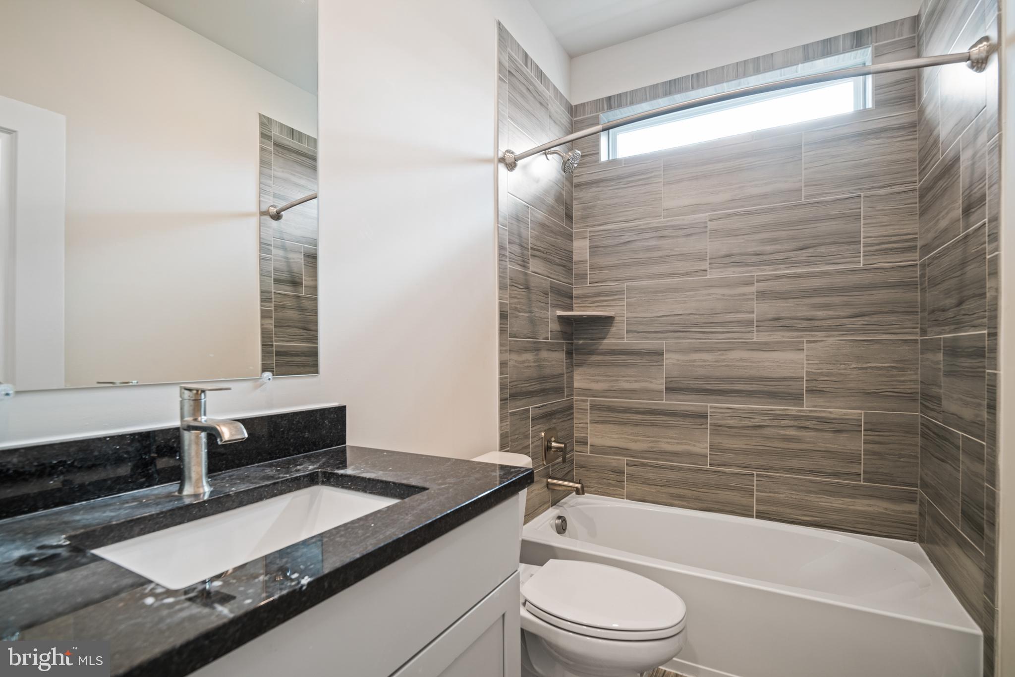 ST. CHARLES - Residential