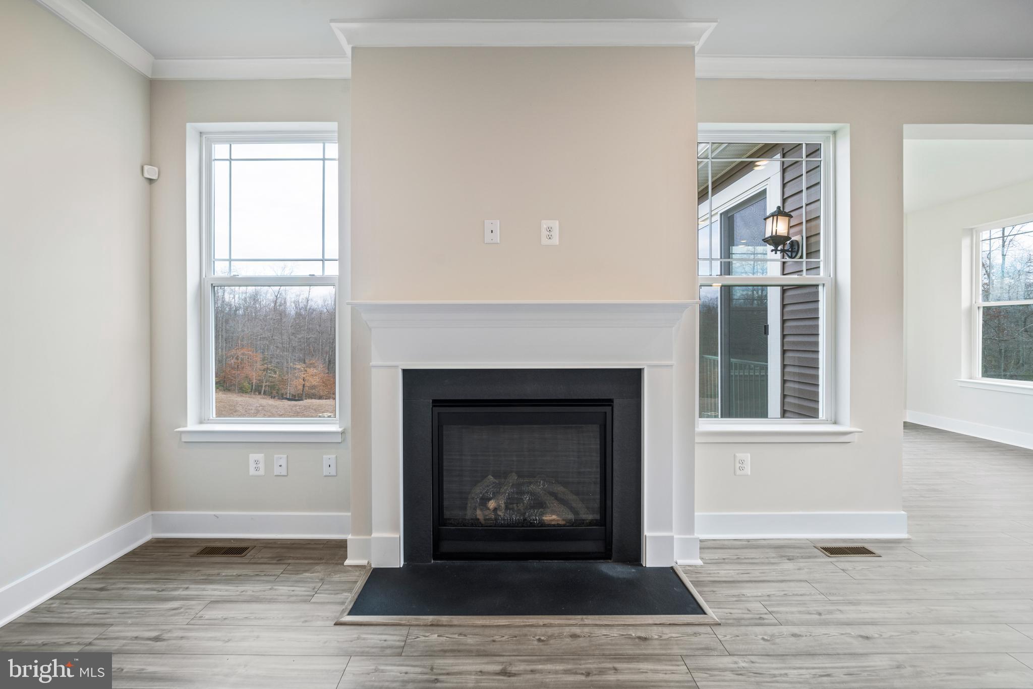 ST. CHARLES - Residential