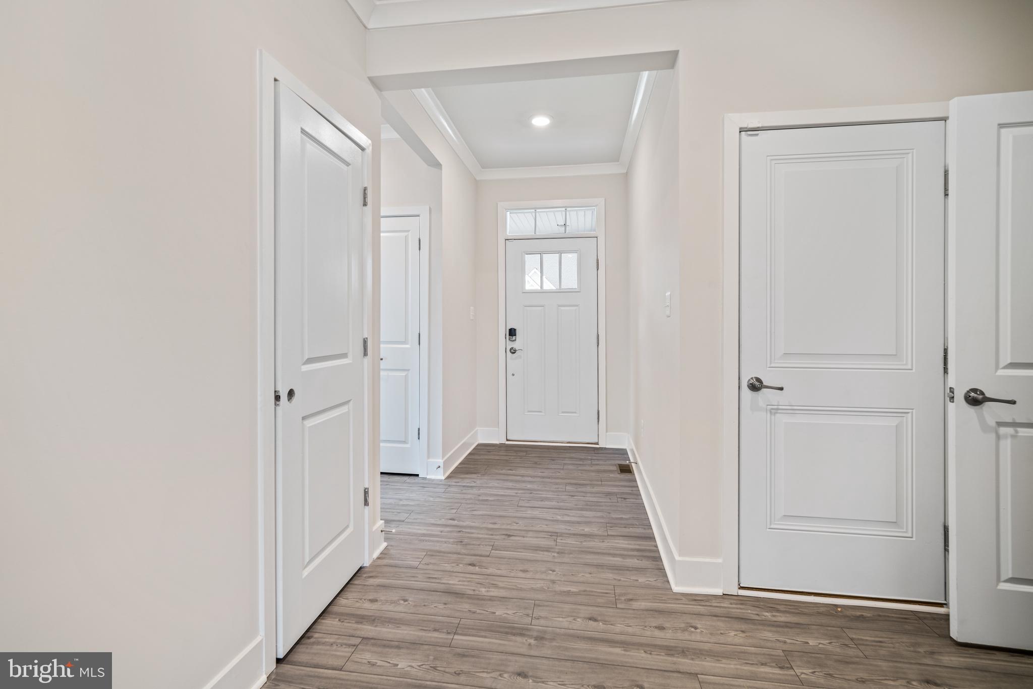 ST. CHARLES - Residential