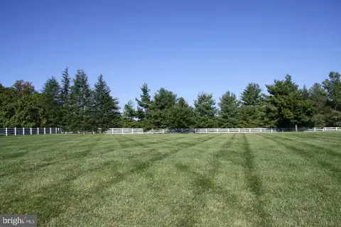 MLS: MDMC2240700