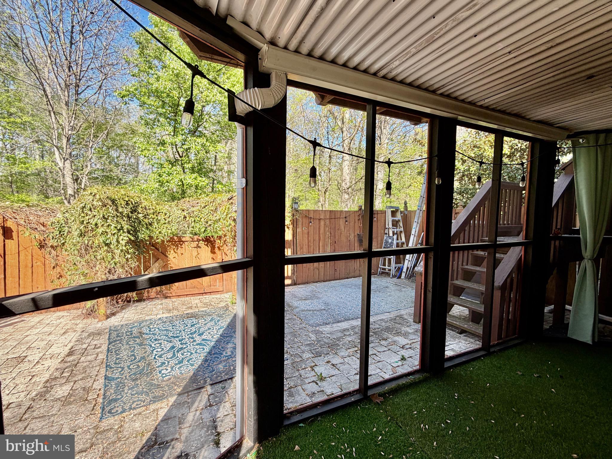 LIFESTYLE AT SULLY STATION - Residential