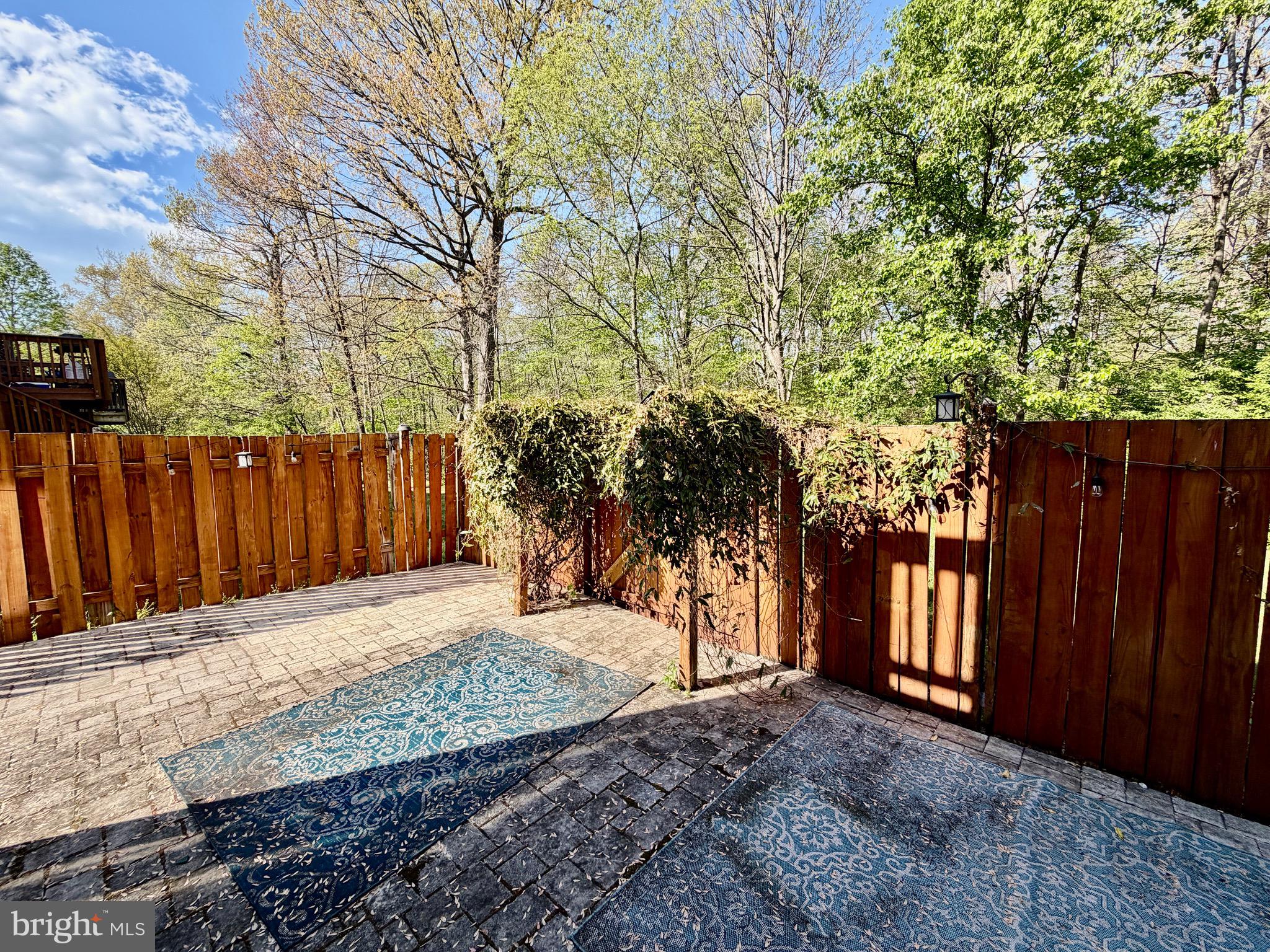 LIFESTYLE AT SULLY STATION - Residential