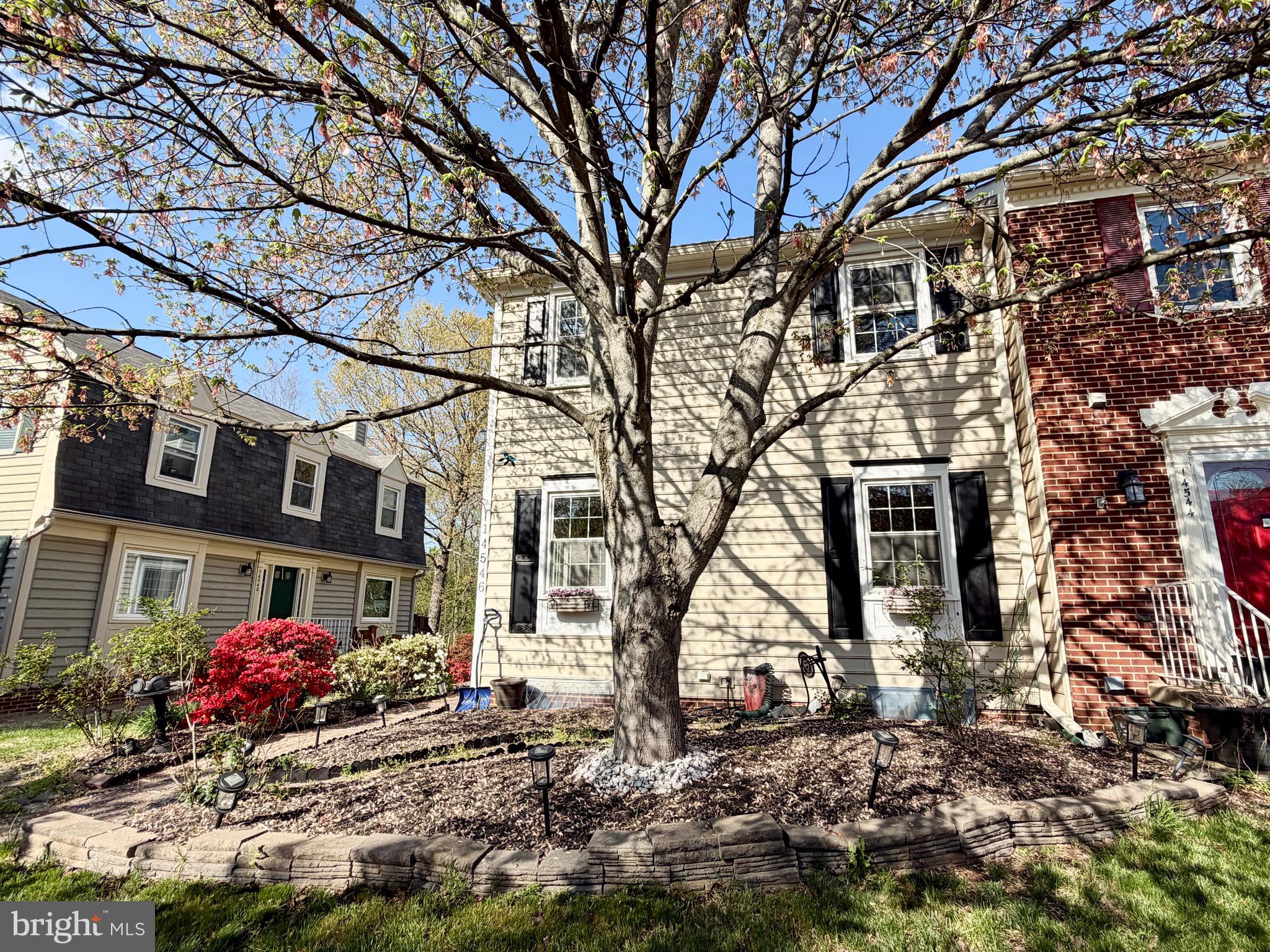 LIFESTYLE AT SULLY STATION - Residential