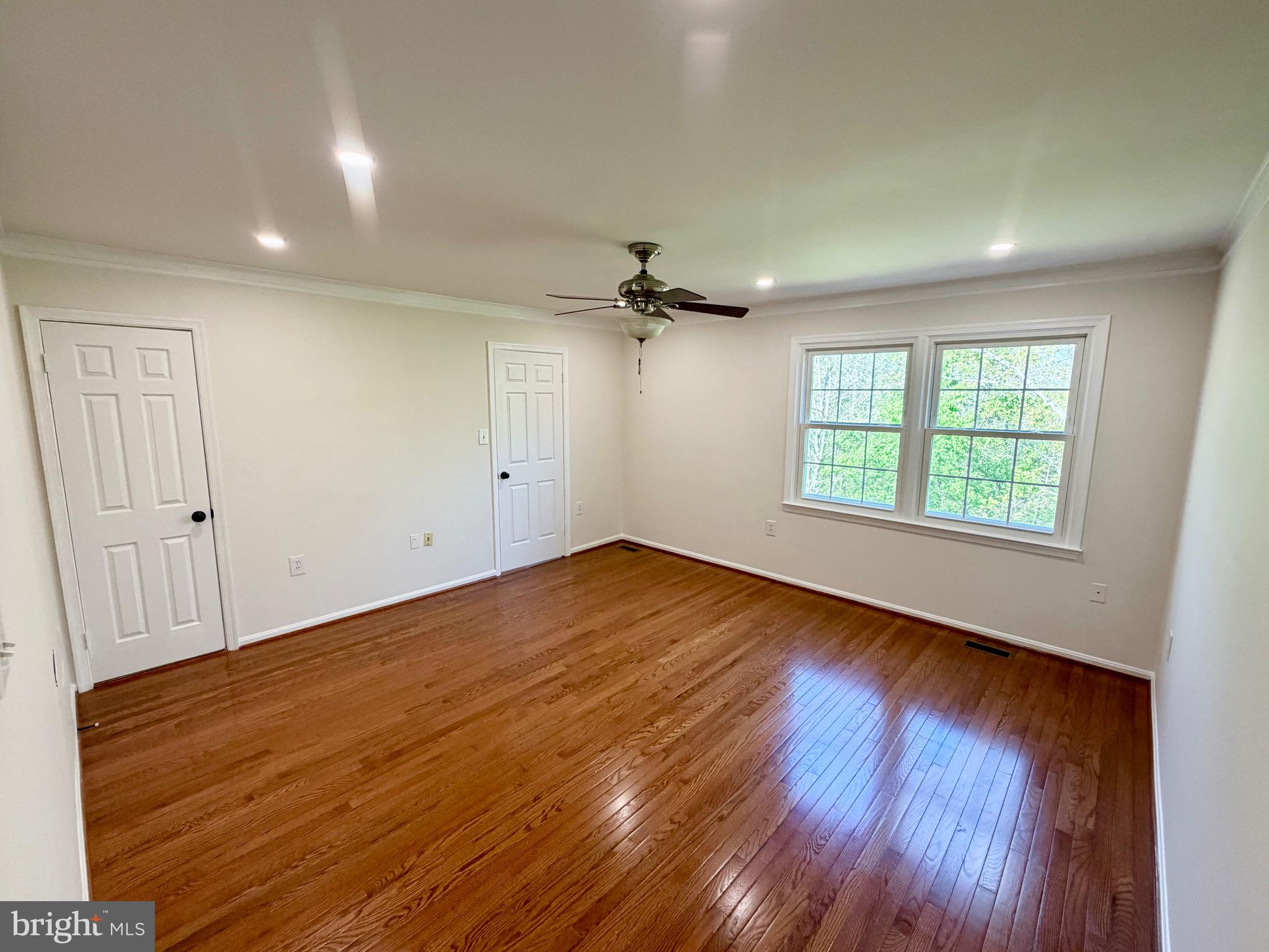 LIFESTYLE AT SULLY STATION - Residential