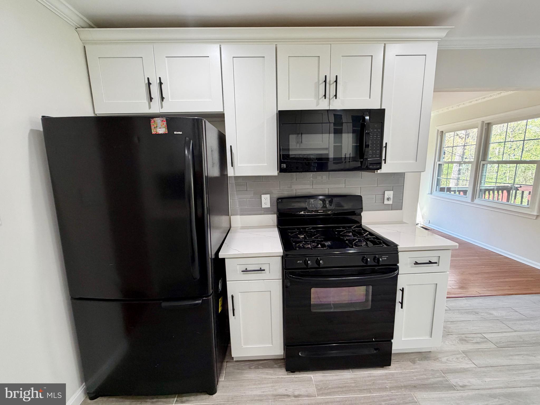 LIFESTYLE AT SULLY STATION - Residential