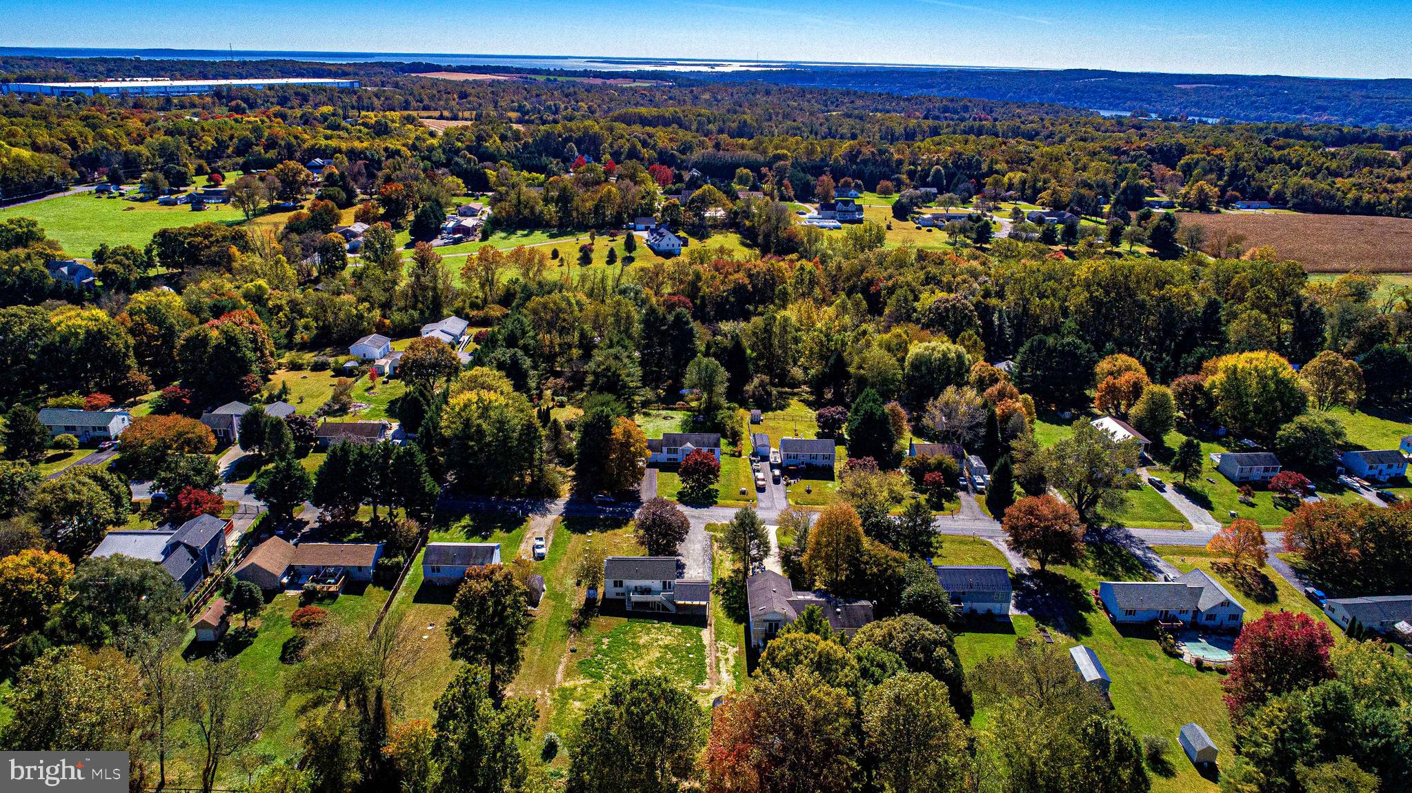 HONEYSUCKLE HOLLOW - Residential
