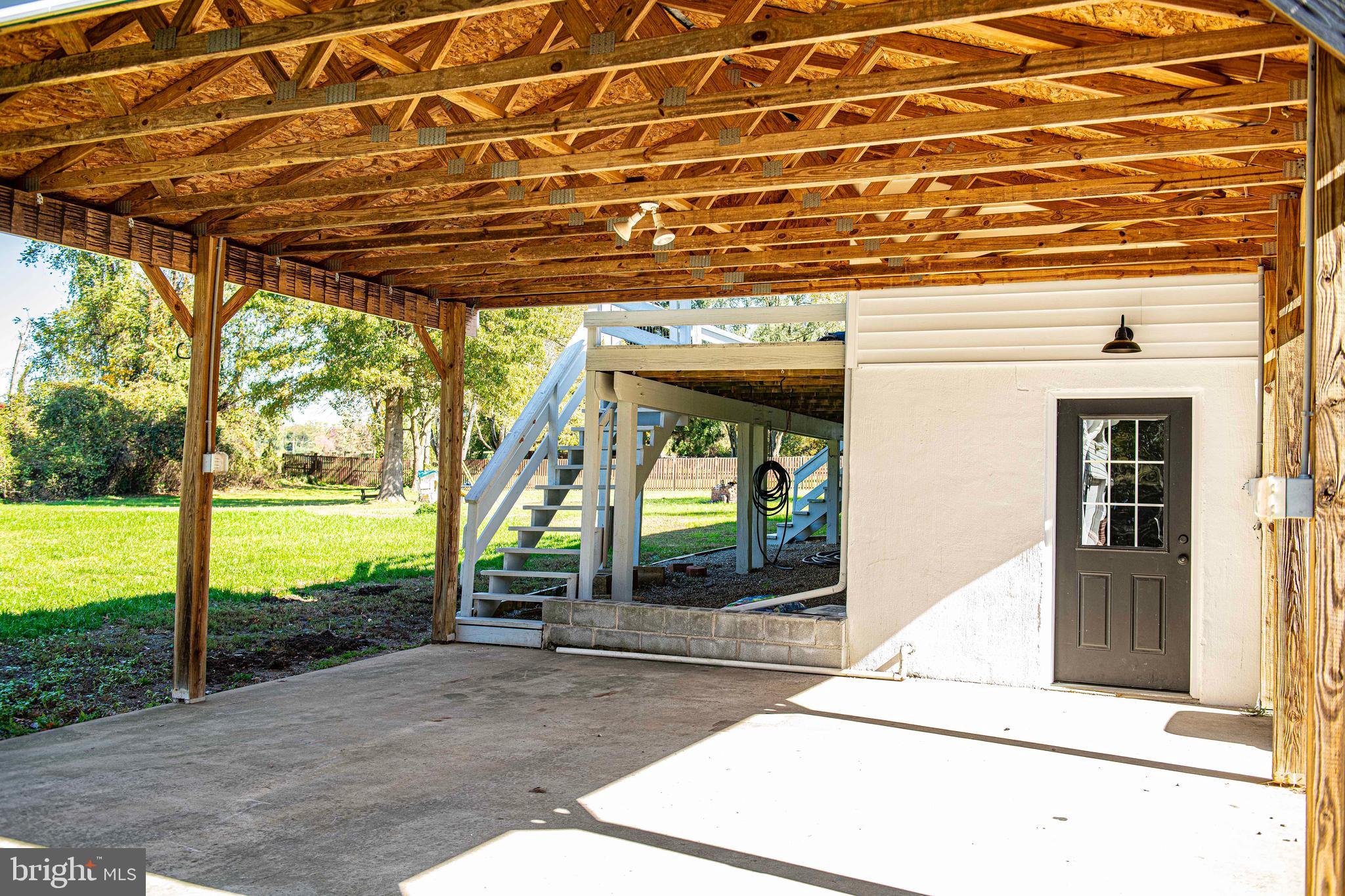 HONEYSUCKLE HOLLOW - Residential