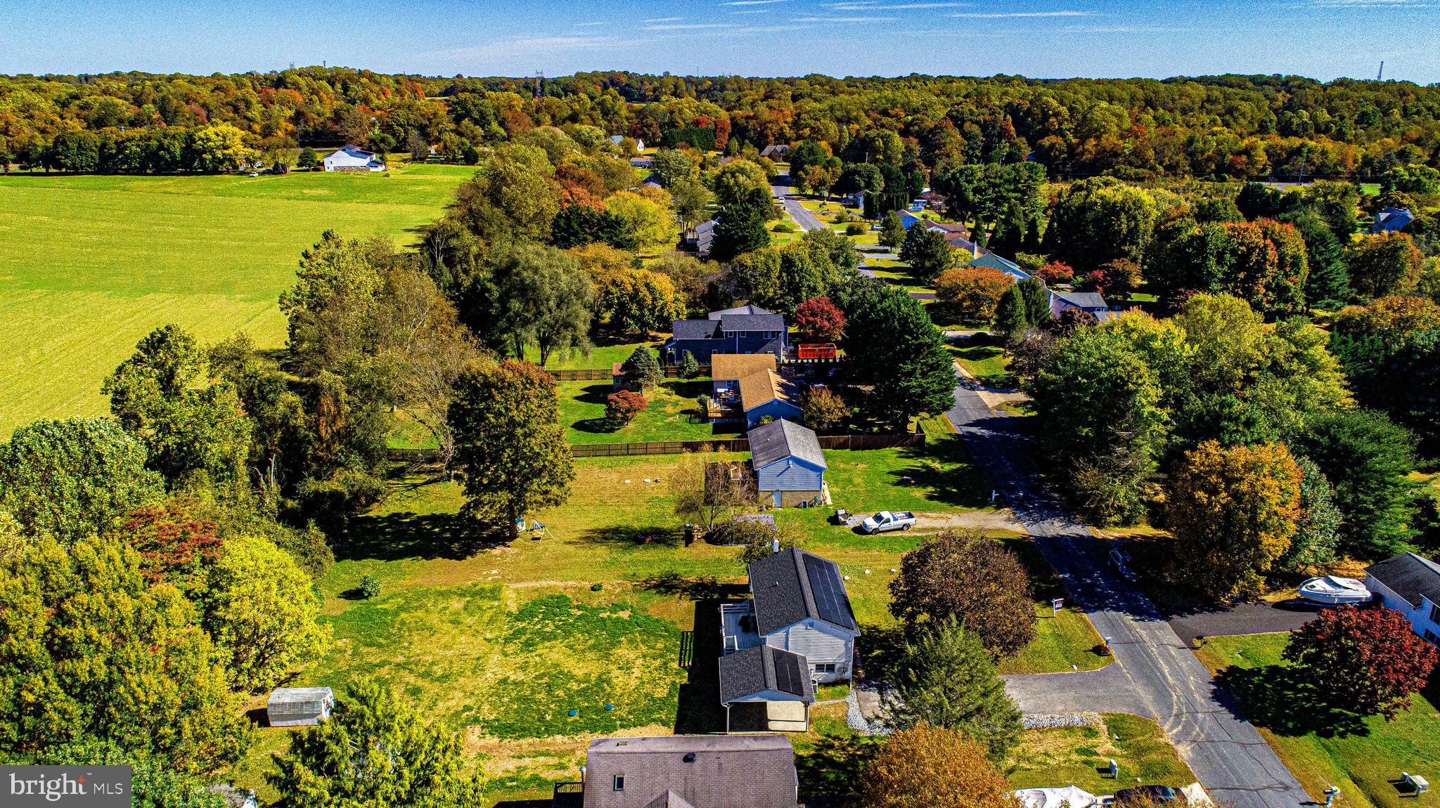 HONEYSUCKLE HOLLOW - Residential