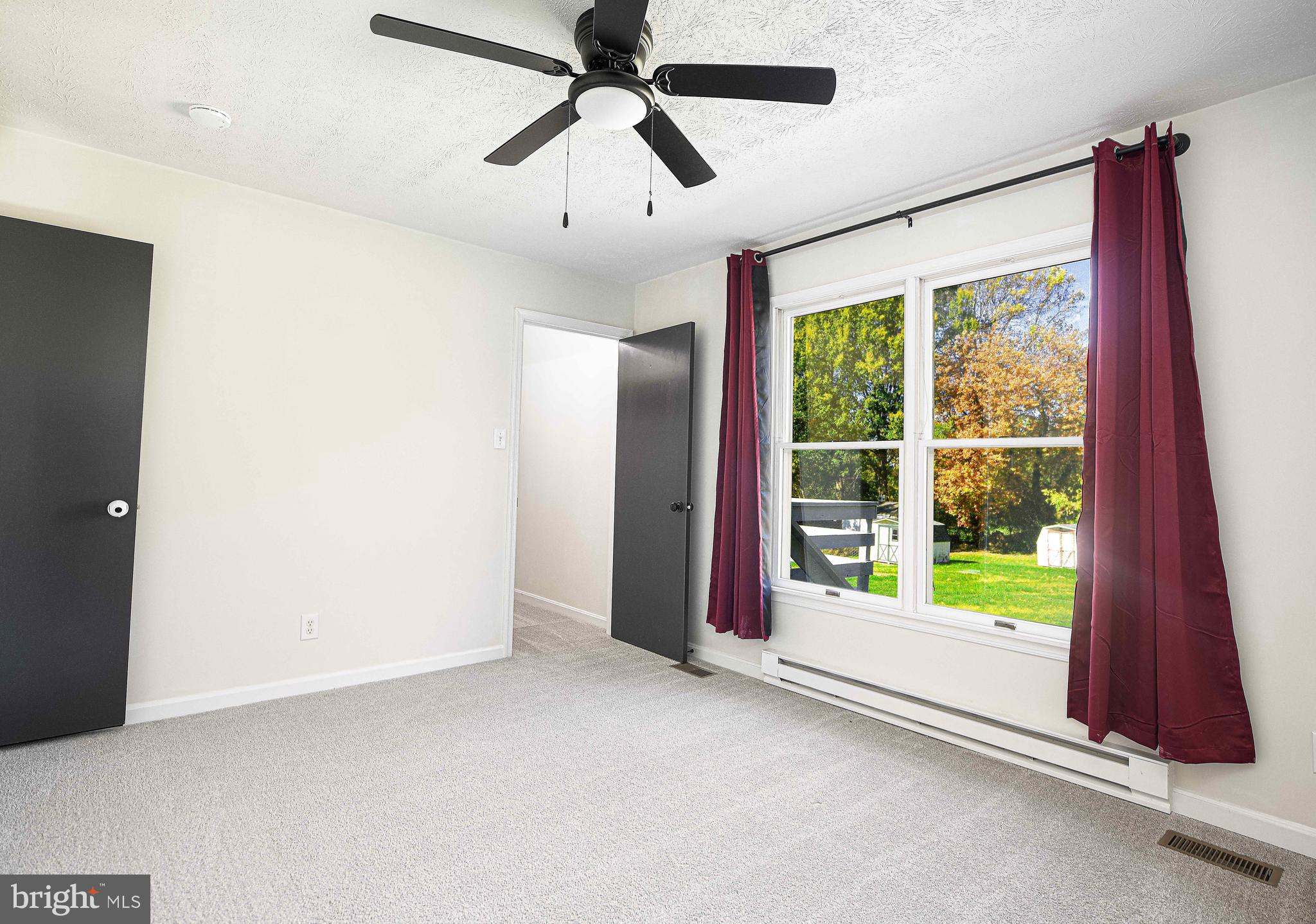 HONEYSUCKLE HOLLOW - Residential