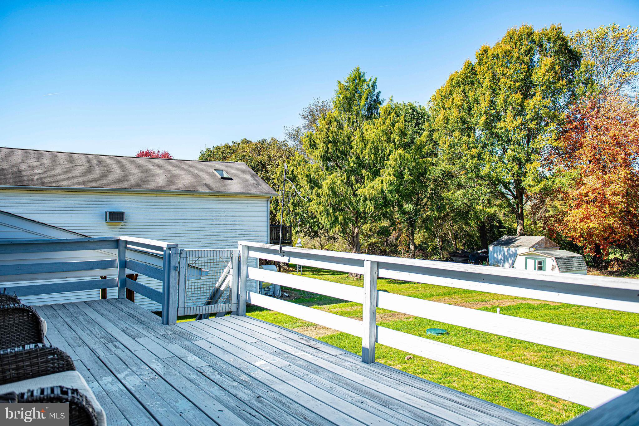 HONEYSUCKLE HOLLOW - Residential