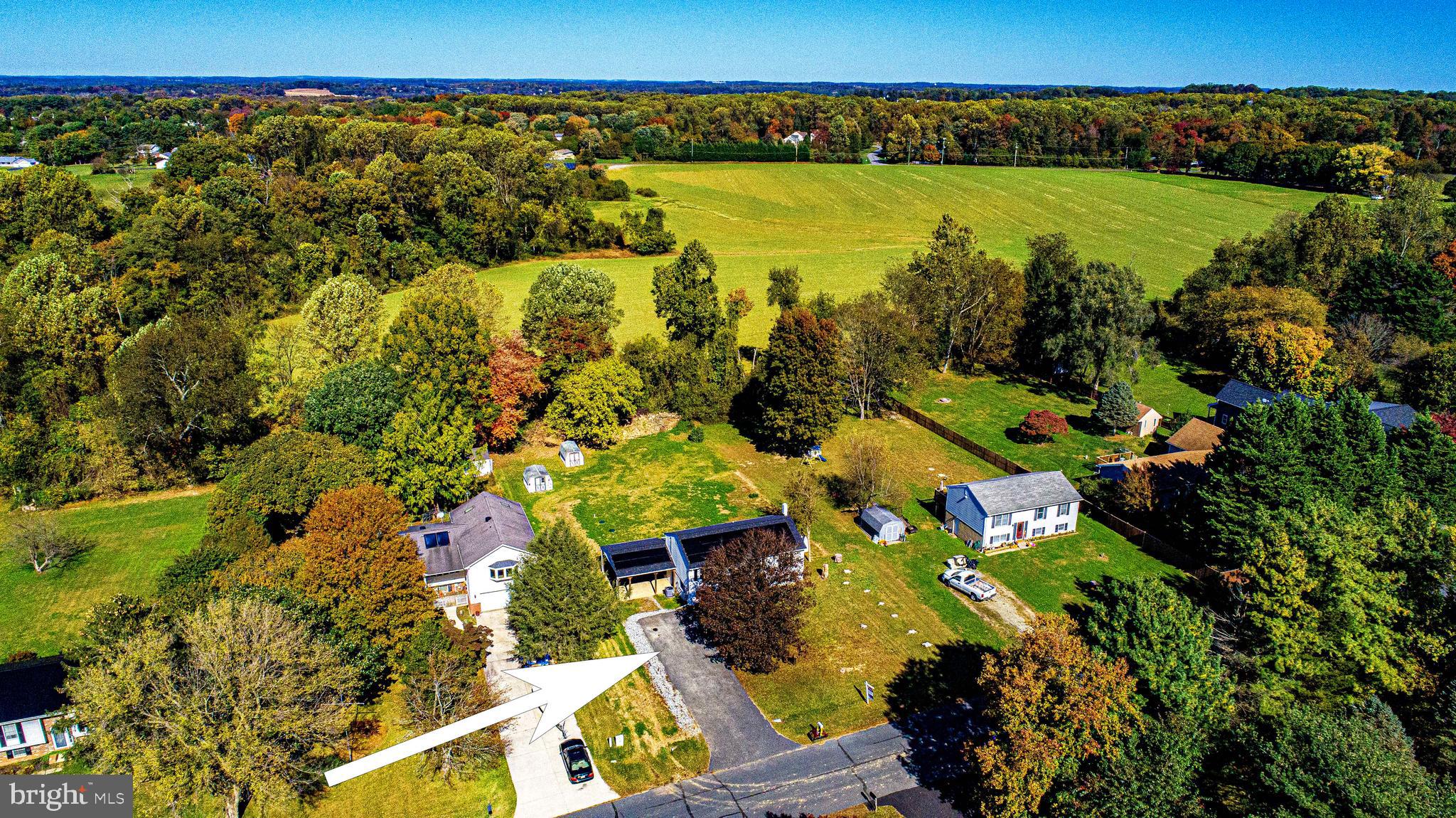 HONEYSUCKLE HOLLOW - Residential