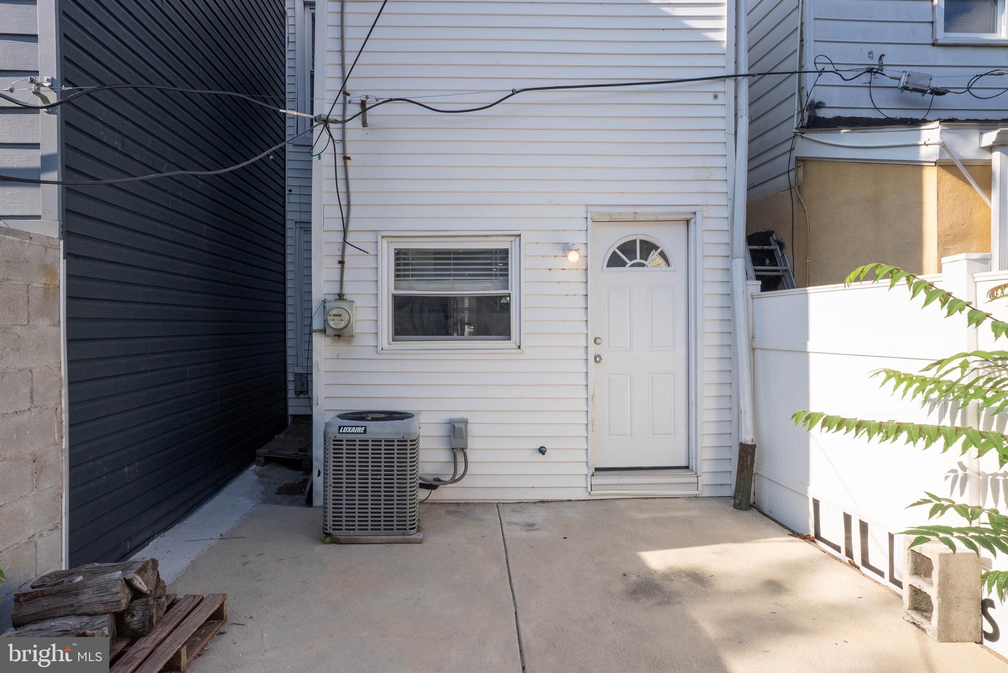 WHITMAN - Residential