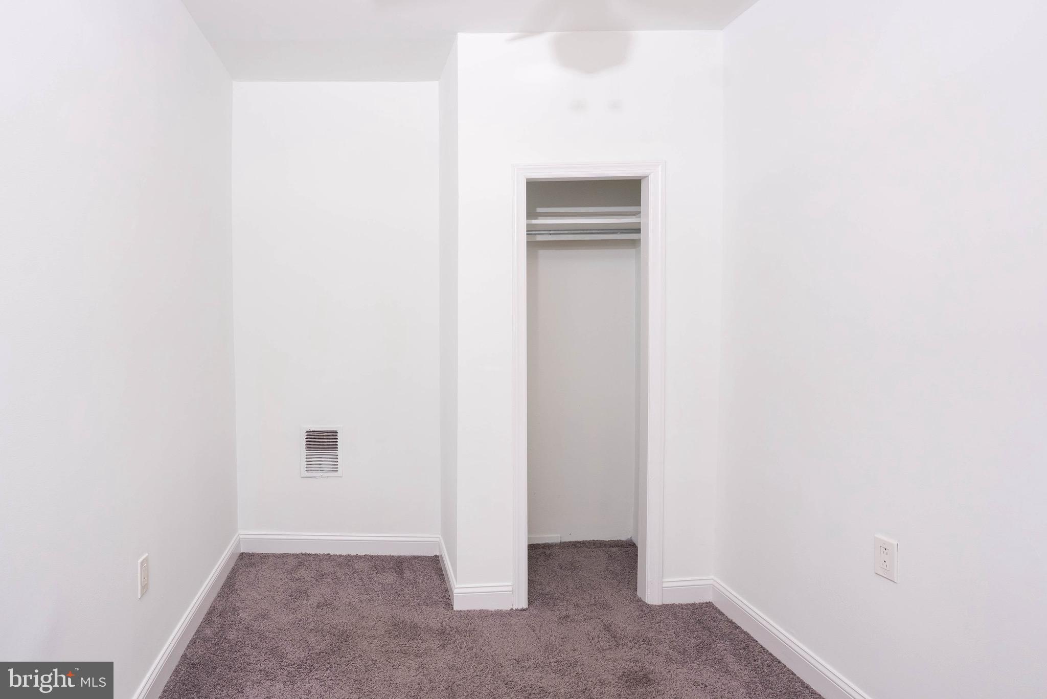 WHITMAN - Residential