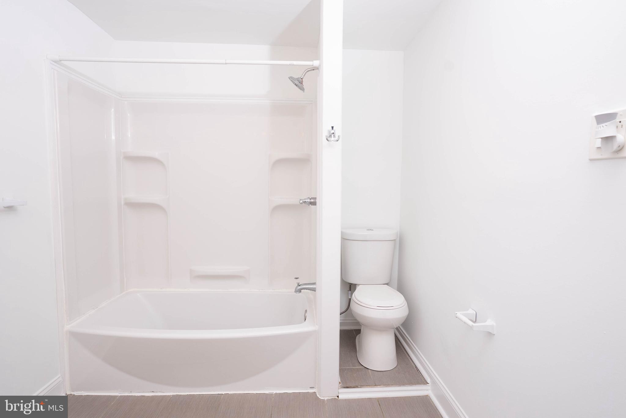 WHITMAN - Residential