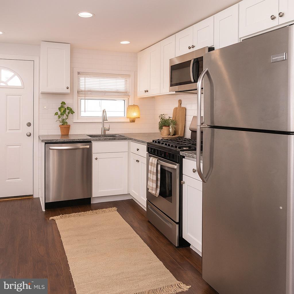 WHITMAN - Residential