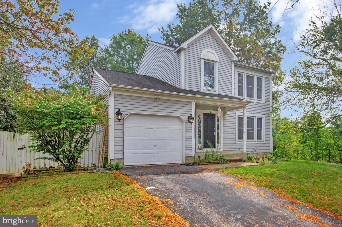 767 SUNNYFIELD LANE