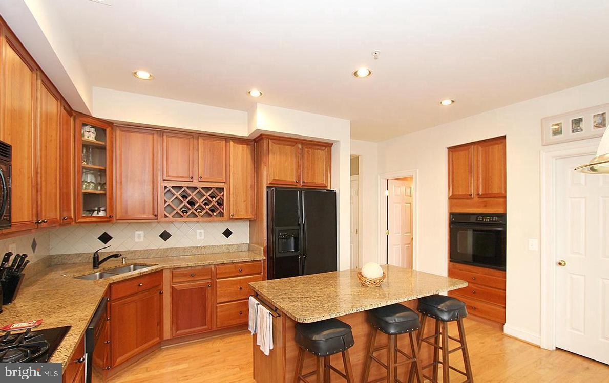 KING FARM - Residential Lease