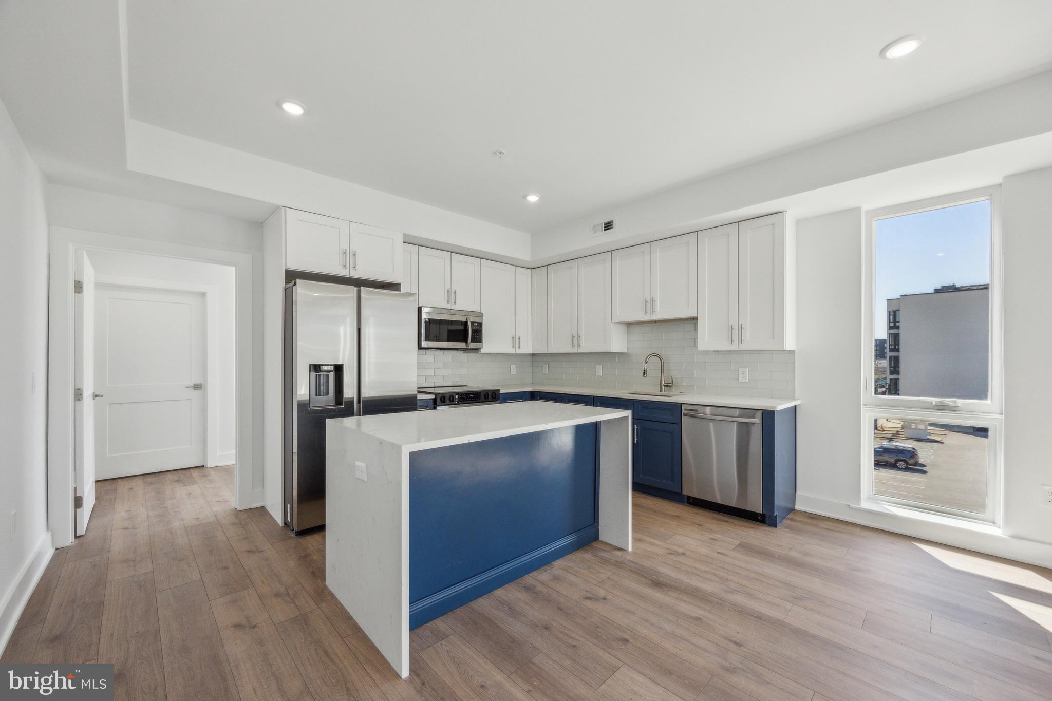 OLDE KENSINGTON - Residential Lease