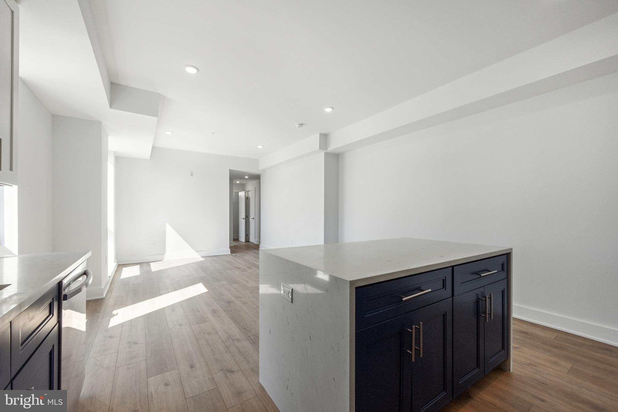 OLDE KENSINGTON - Residential Lease