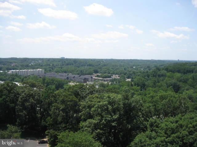 WATERGATE AT LANDMARK - Residential Lease