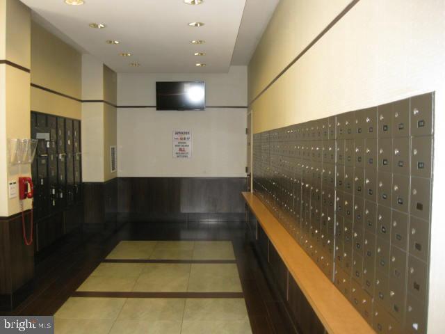 WATERGATE AT LANDMARK - Residential Lease