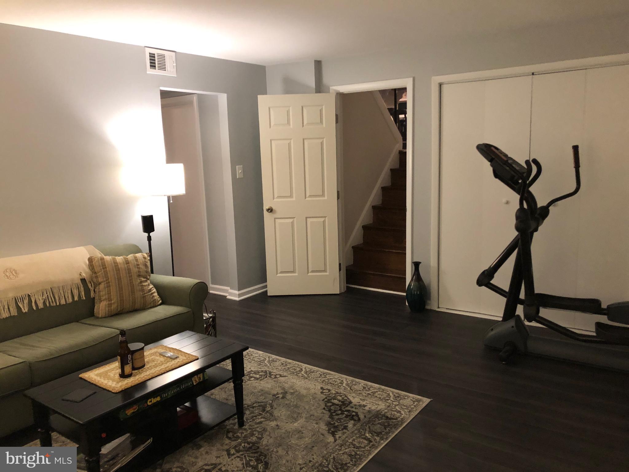 OLD POST ESTATES - Residential Lease