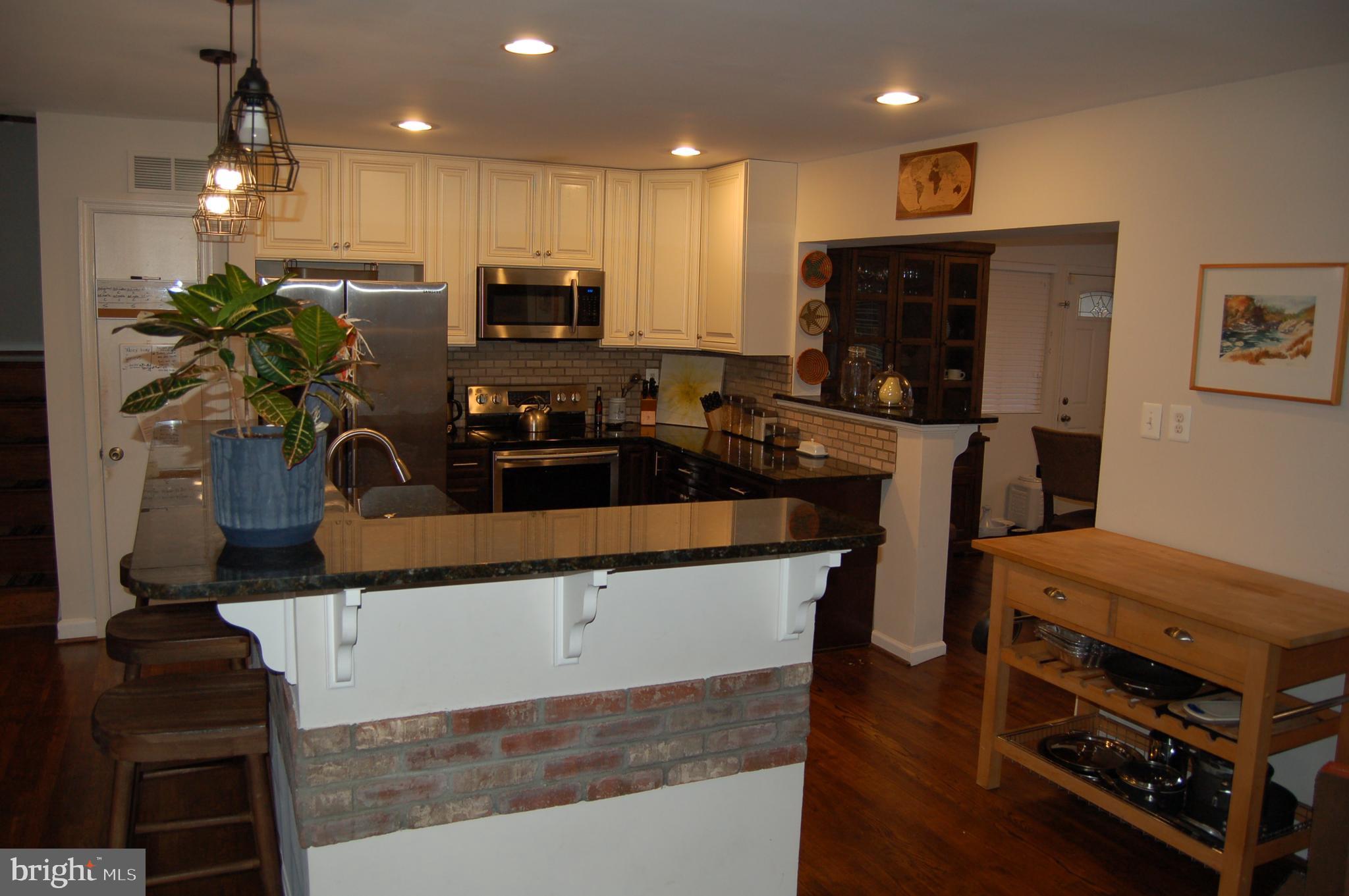 OLD POST ESTATES - Residential Lease