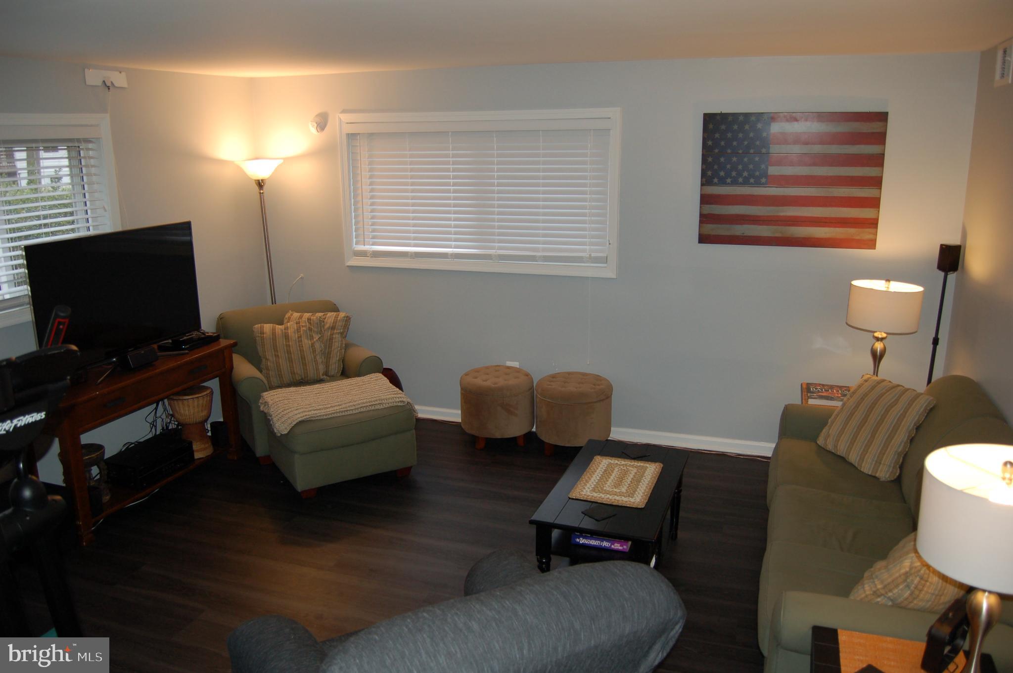 OLD POST ESTATES - Residential Lease