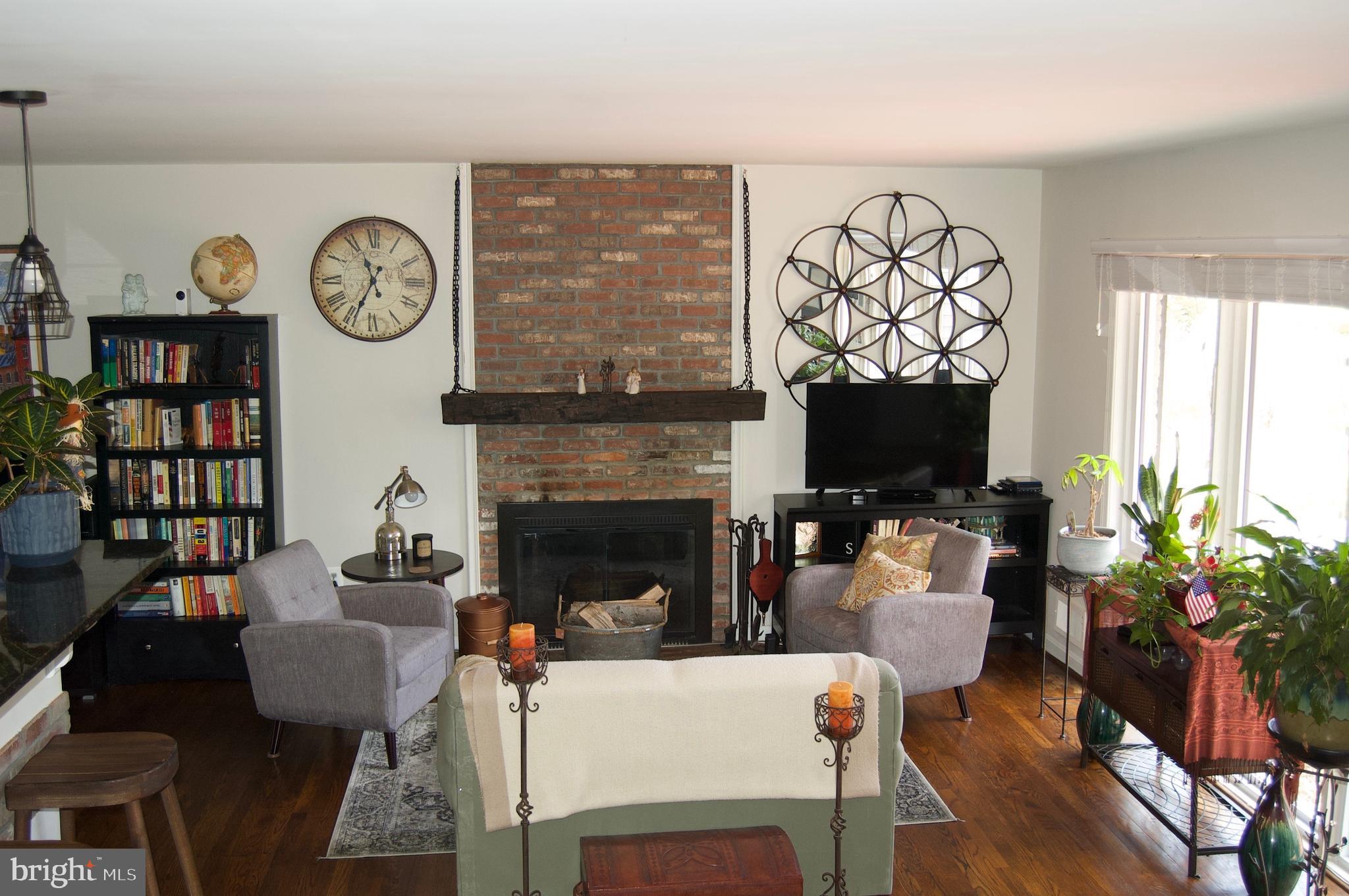 OLD POST ESTATES - Residential Lease