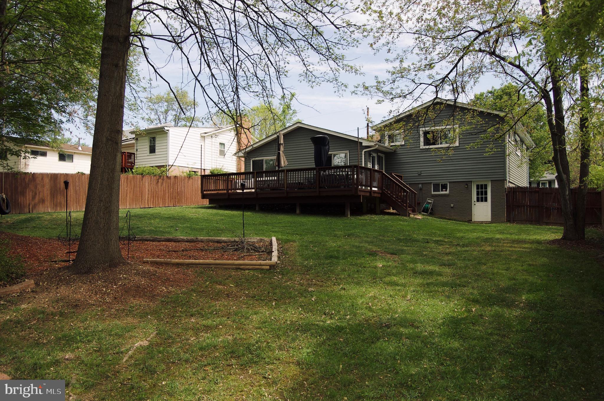 OLD POST ESTATES - Residential Lease