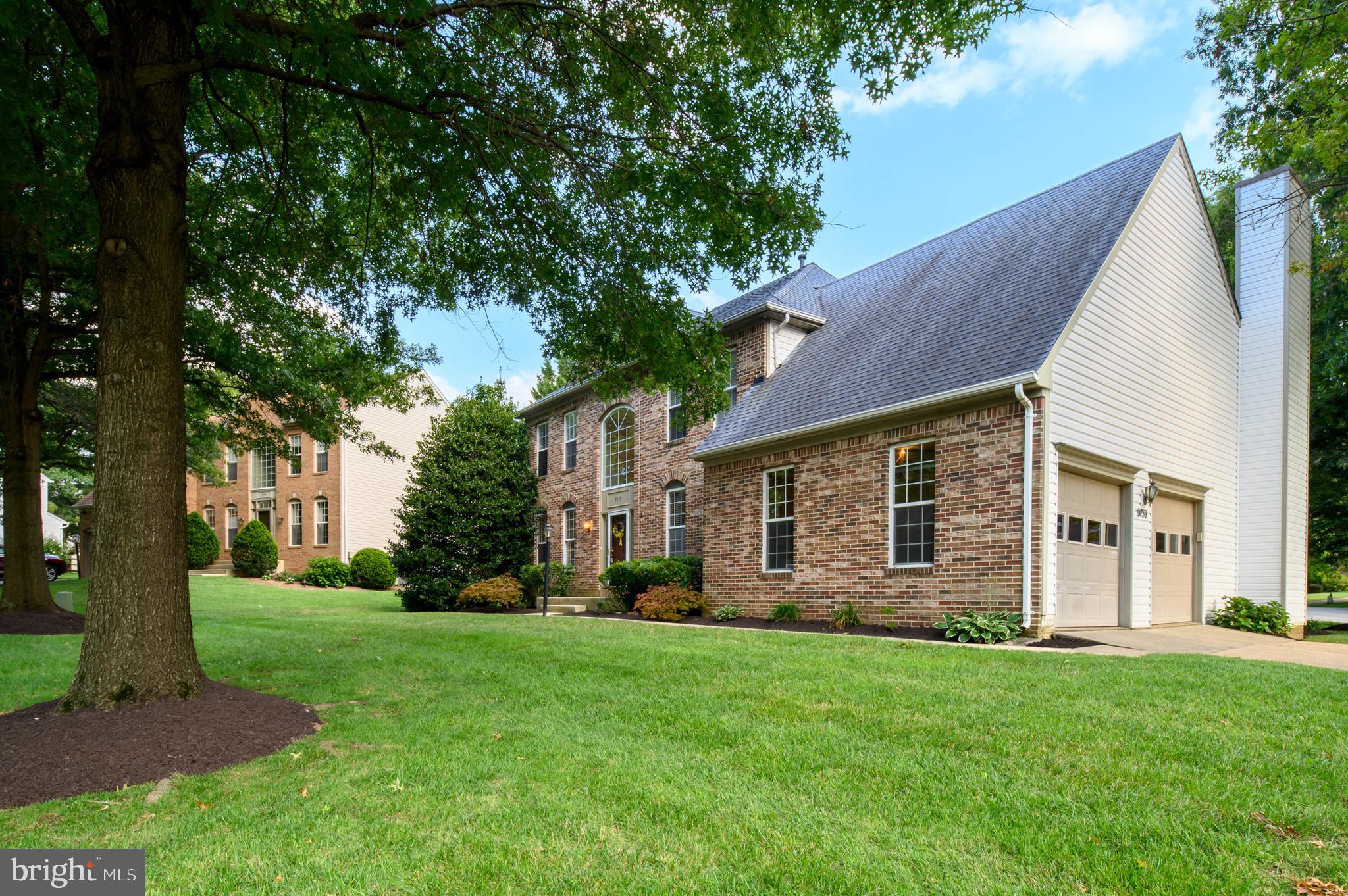 OAK TREE - Residential