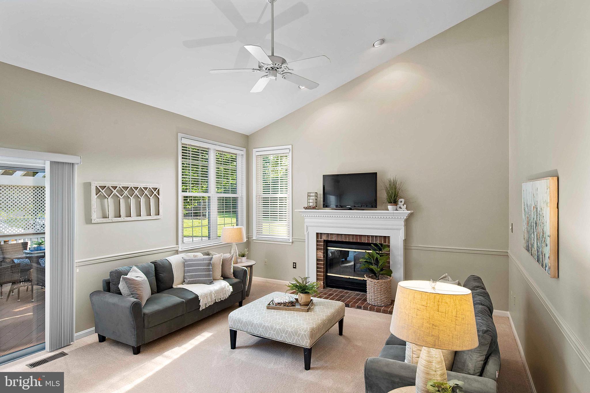 OAK TREE - Residential