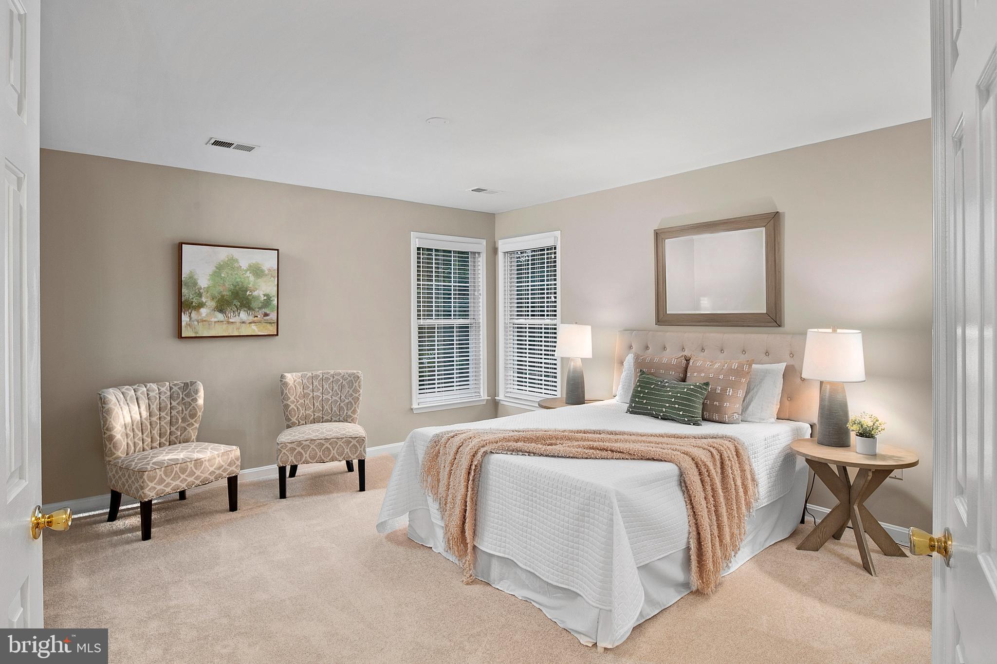 OAK TREE - Residential